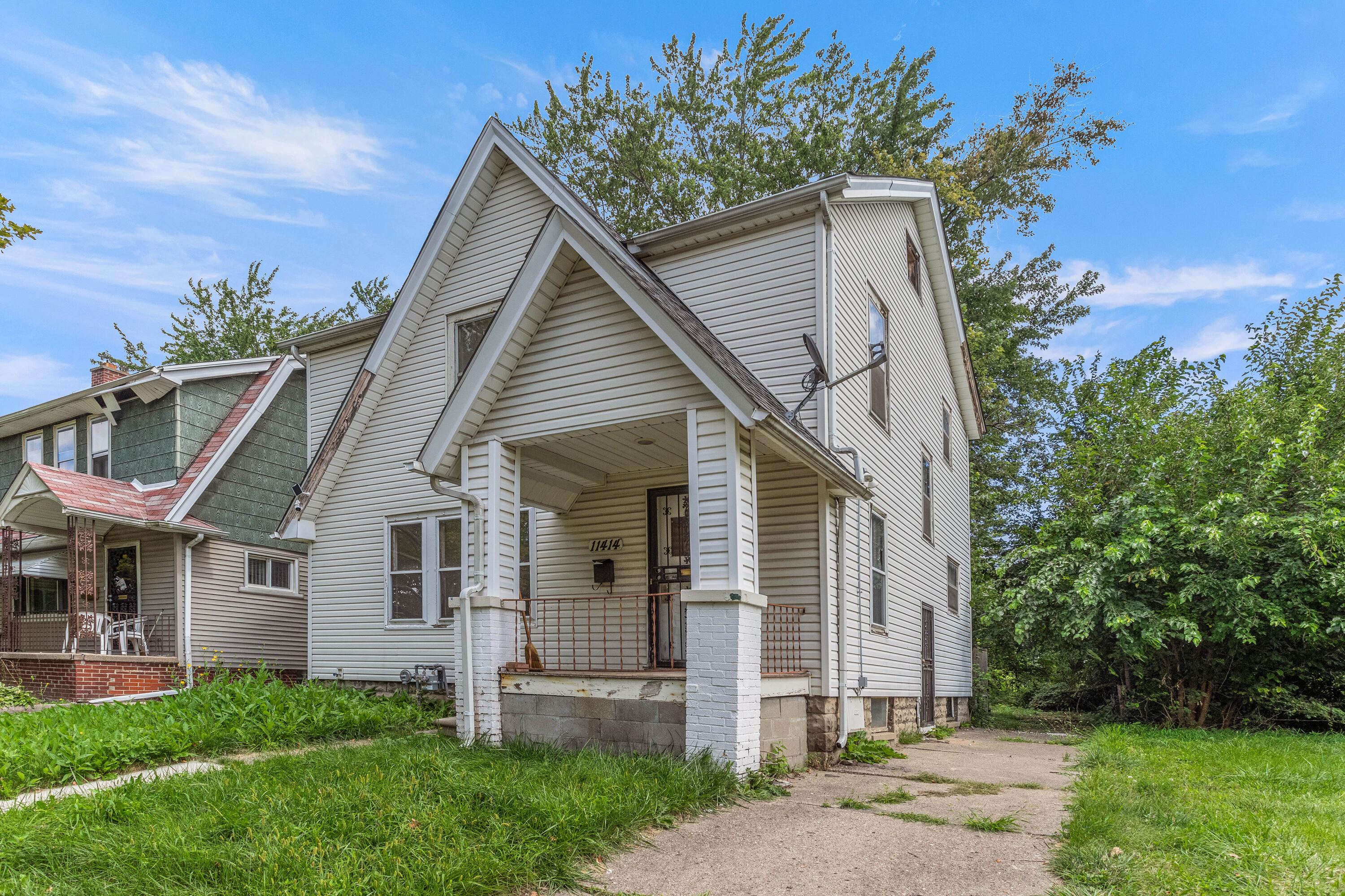 11414 Manor Property Photo 1