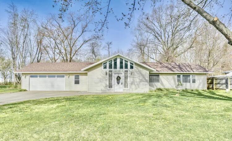 4328 Fikes Road Property Photo 1