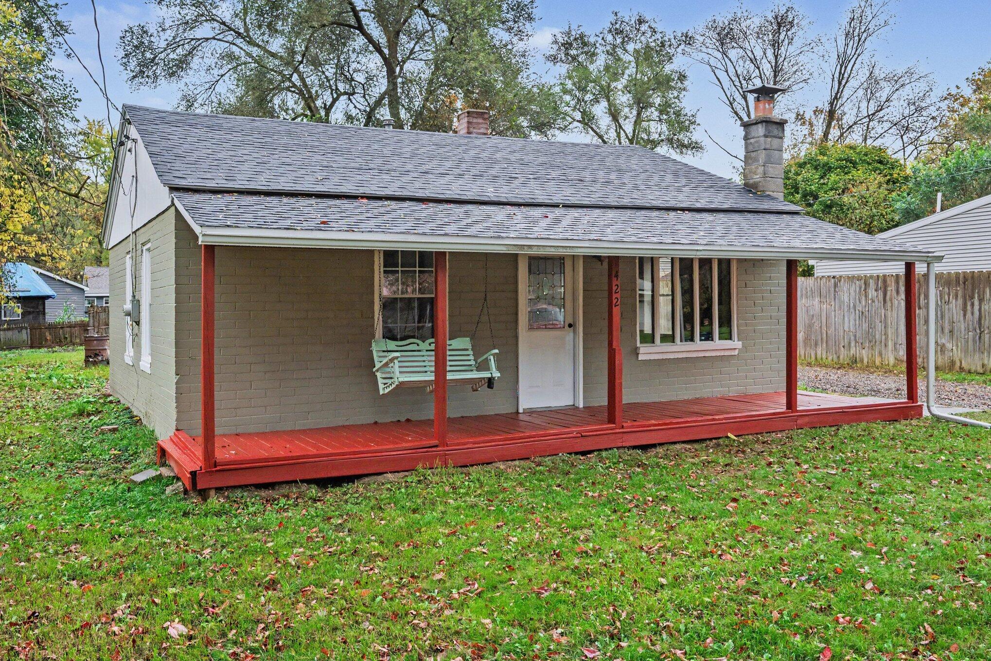 422 Wellington Avenue Property Photo 1