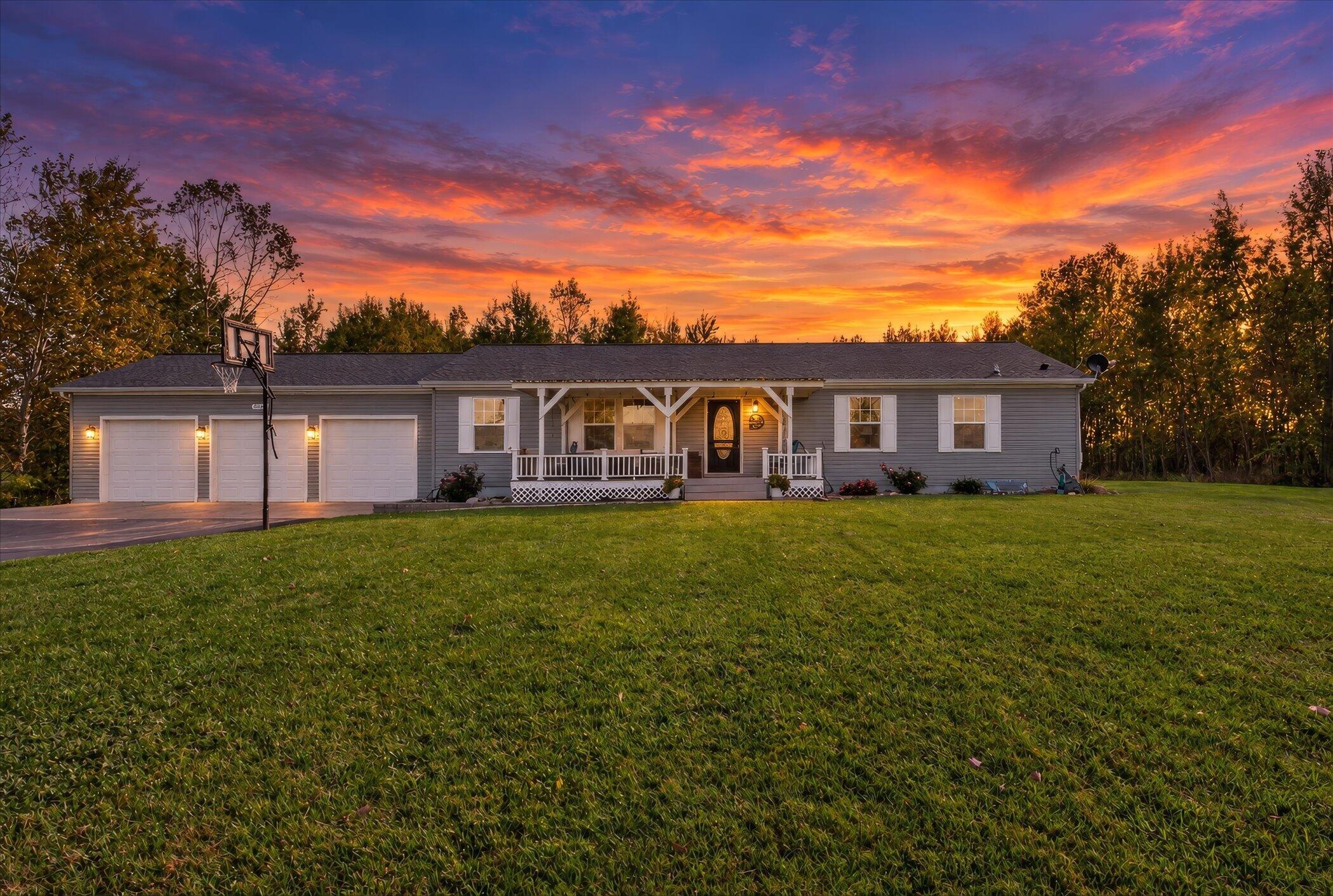 3037 Bradley Road Property Photo 1