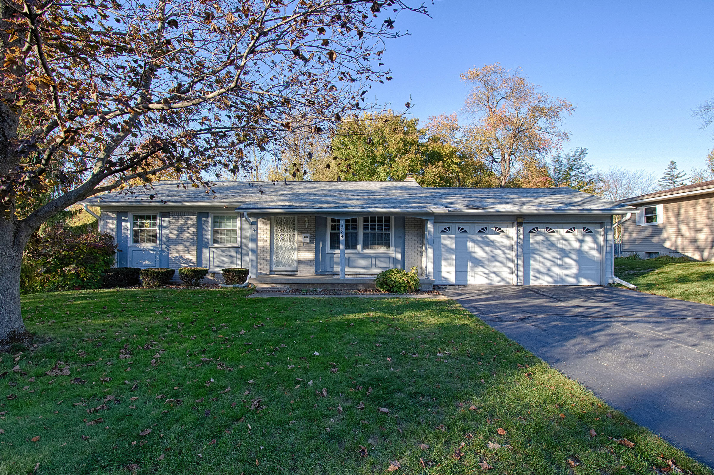 584 Morningside Drive Property Photo 1