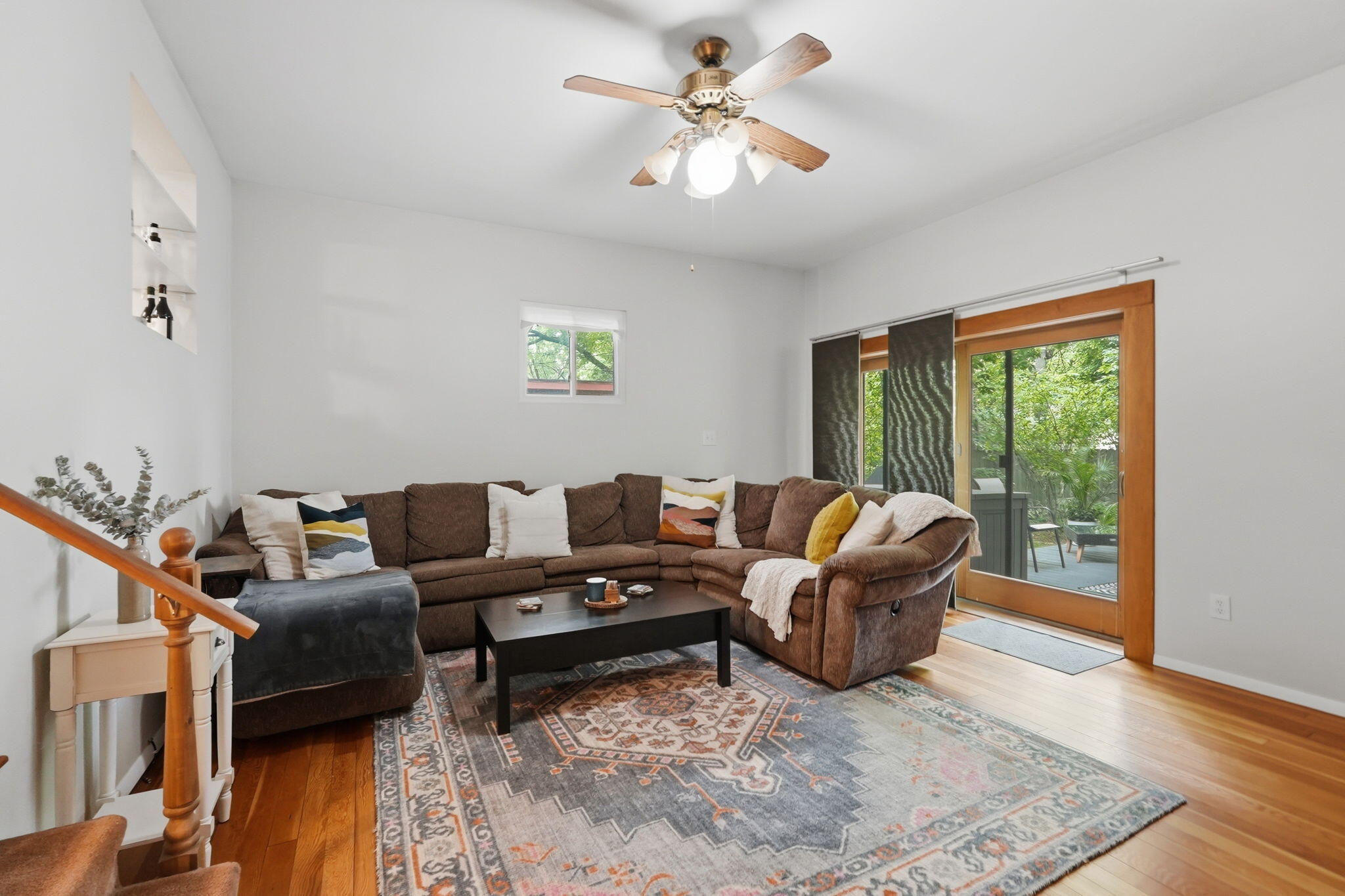 1061 Western Drive Property Photo 8
