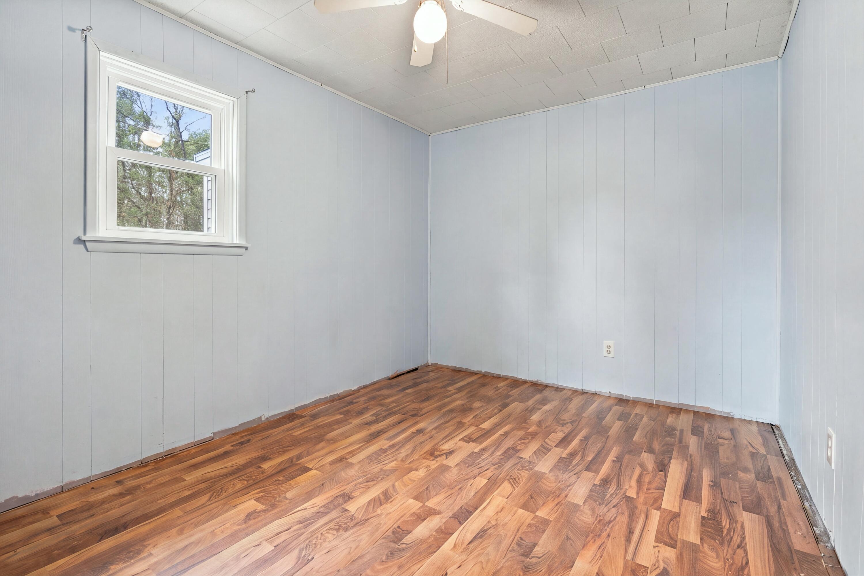558 Academy Street Property Photo 16
