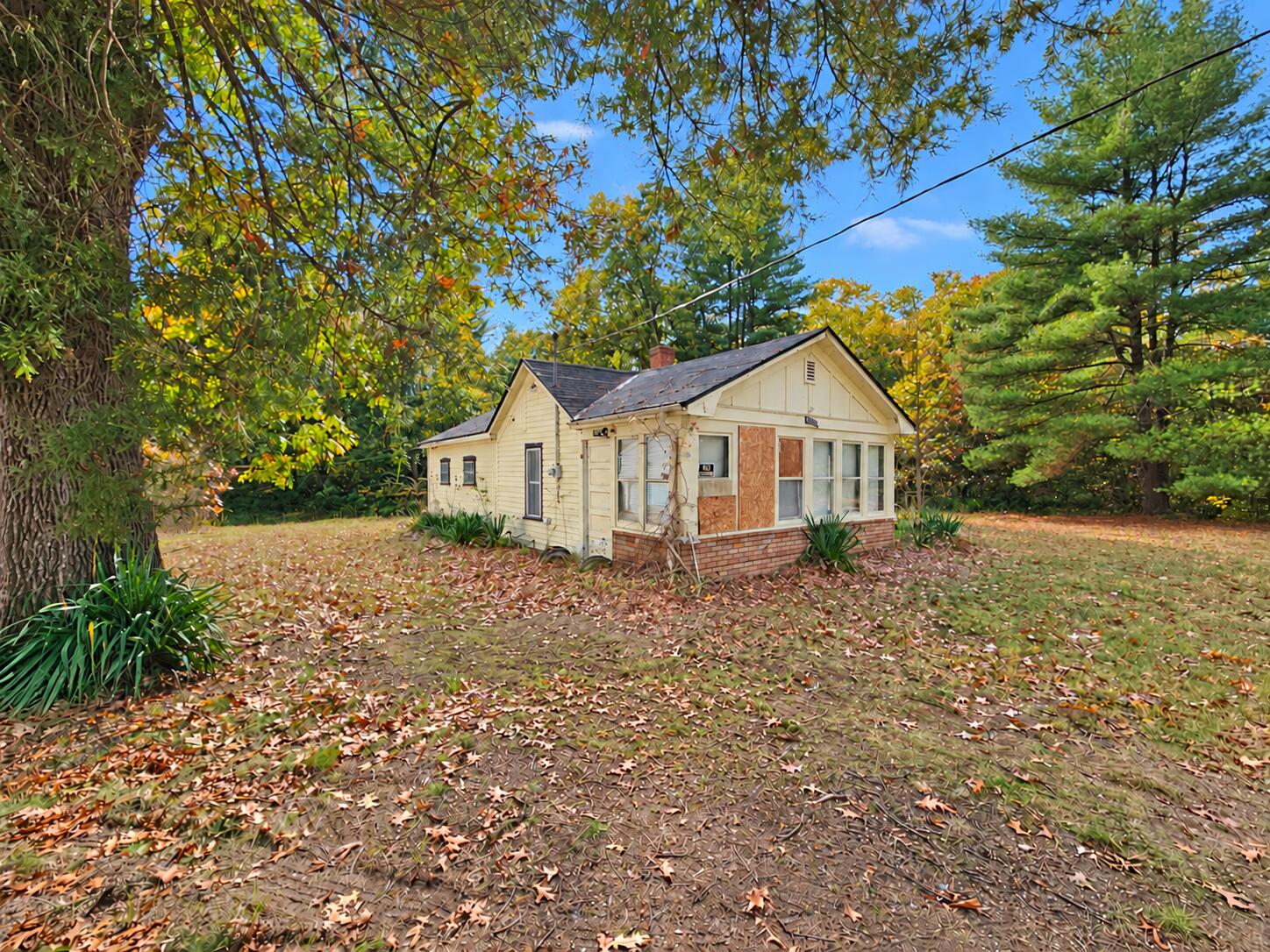 4102 Monroe Road Property Photo 1