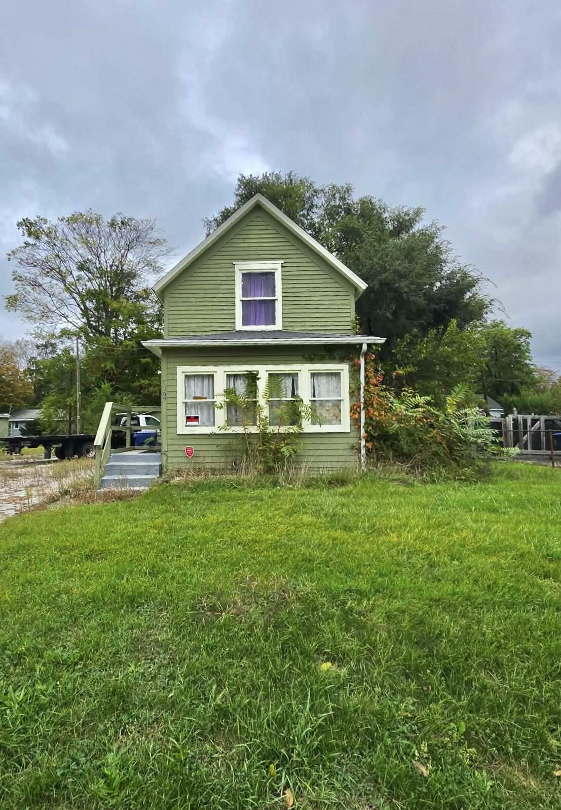 1069 E Main Street Property Photo 1