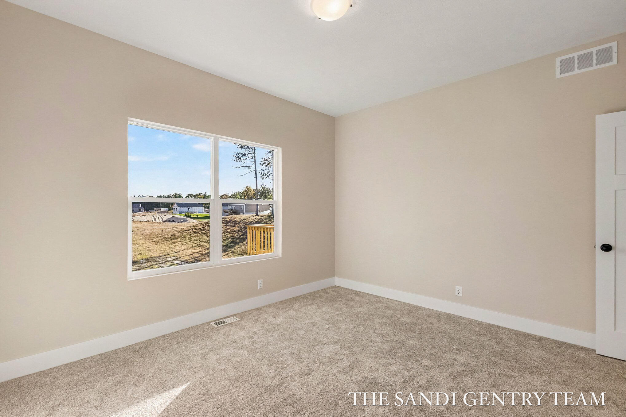 2489 Gray Wolf Way Property Photo 21