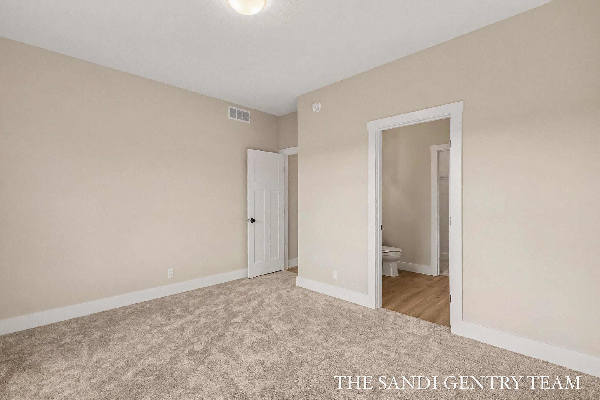 2489 Gray Wolf Way Property Photo 23