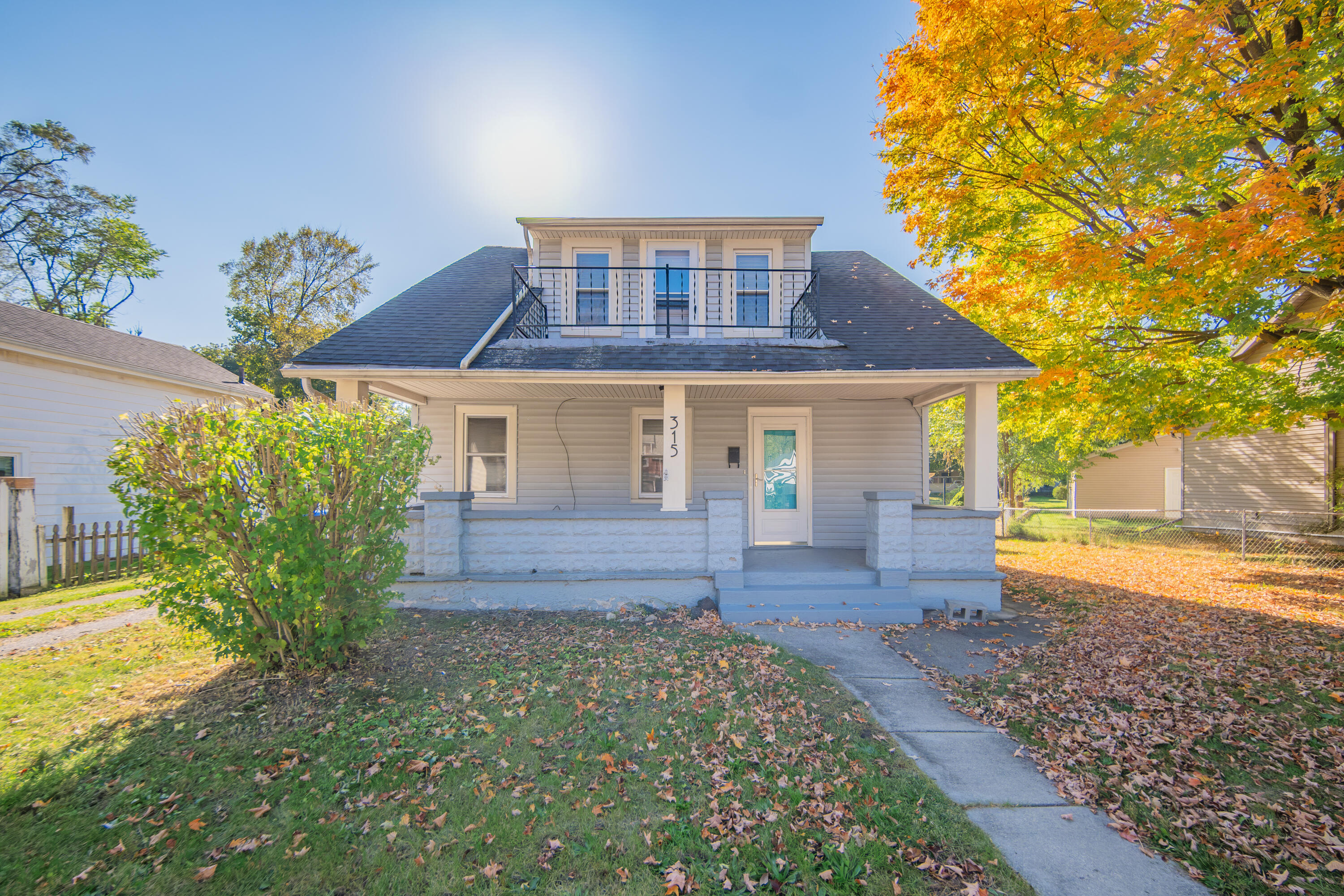 315 Miles Street Property Photo 1