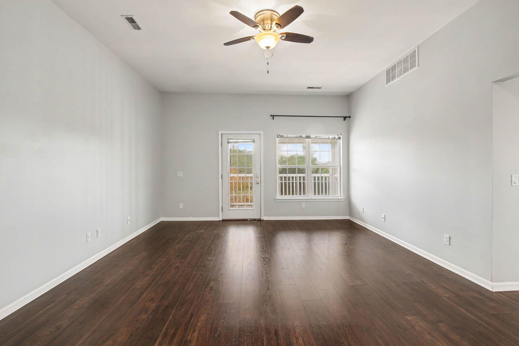1083 Joyce Lane Property Photo 2