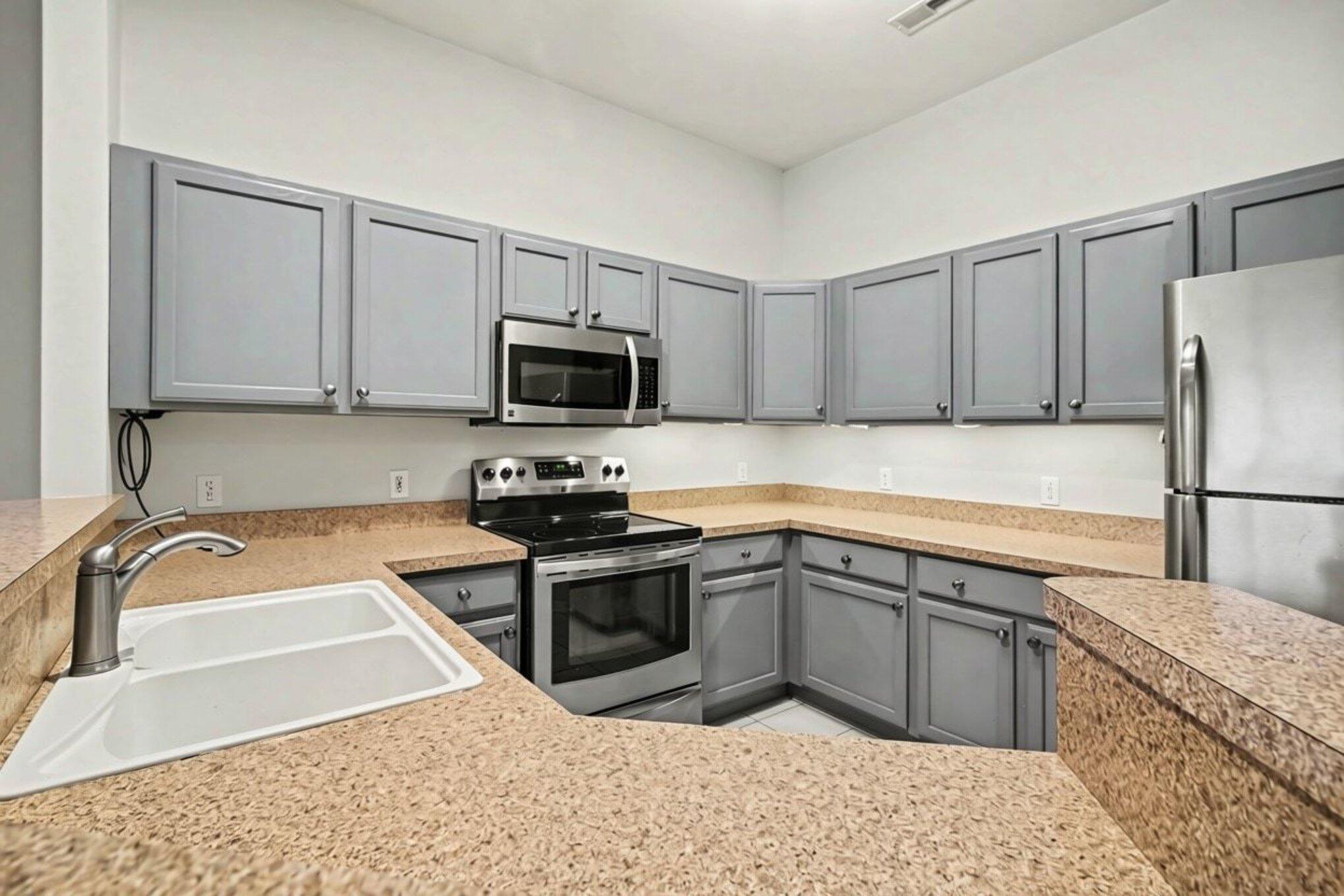 1083 Joyce Lane Property Photo 7
