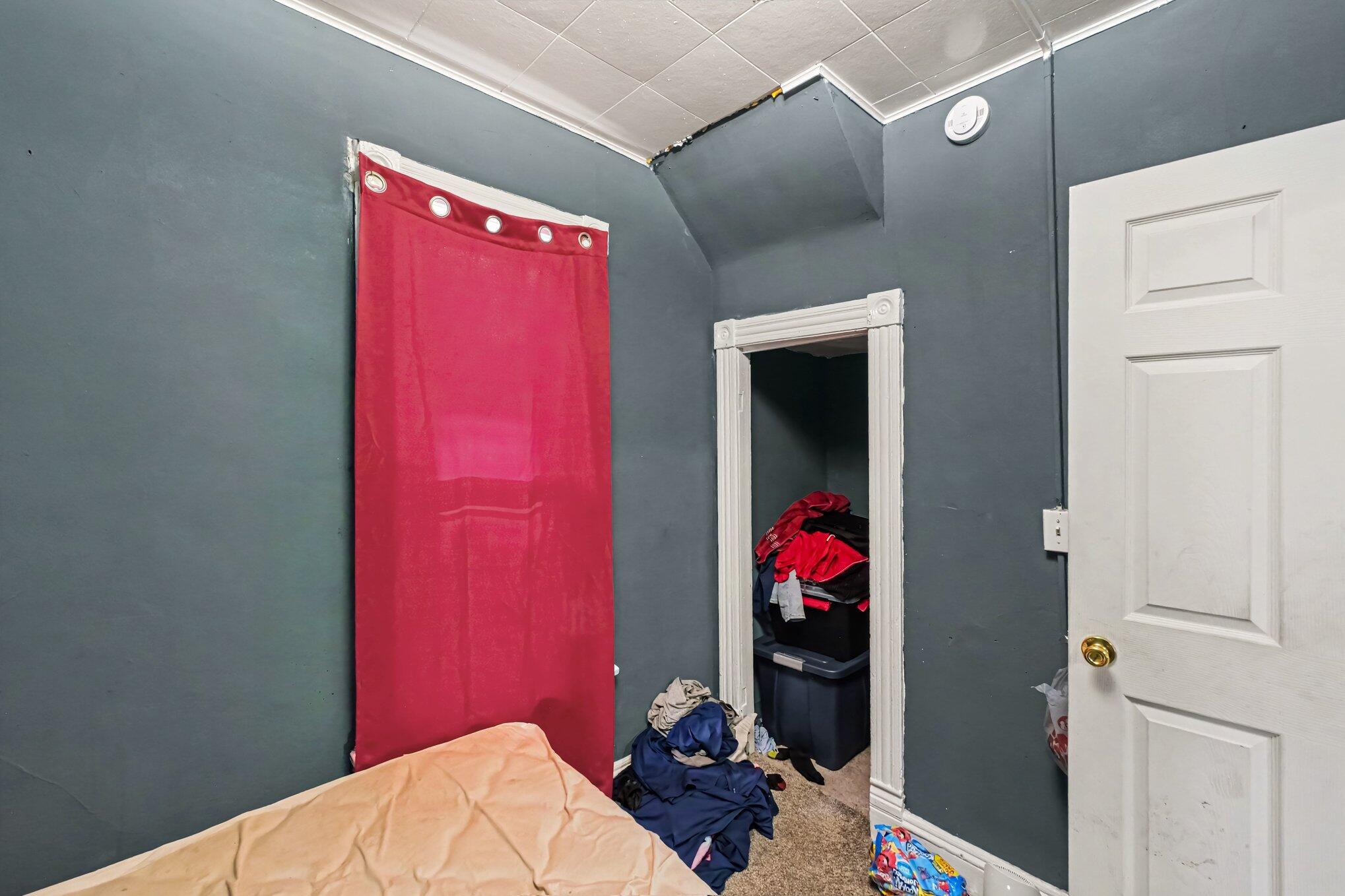 844 Lafayette Avenue Ne Property Photo 11