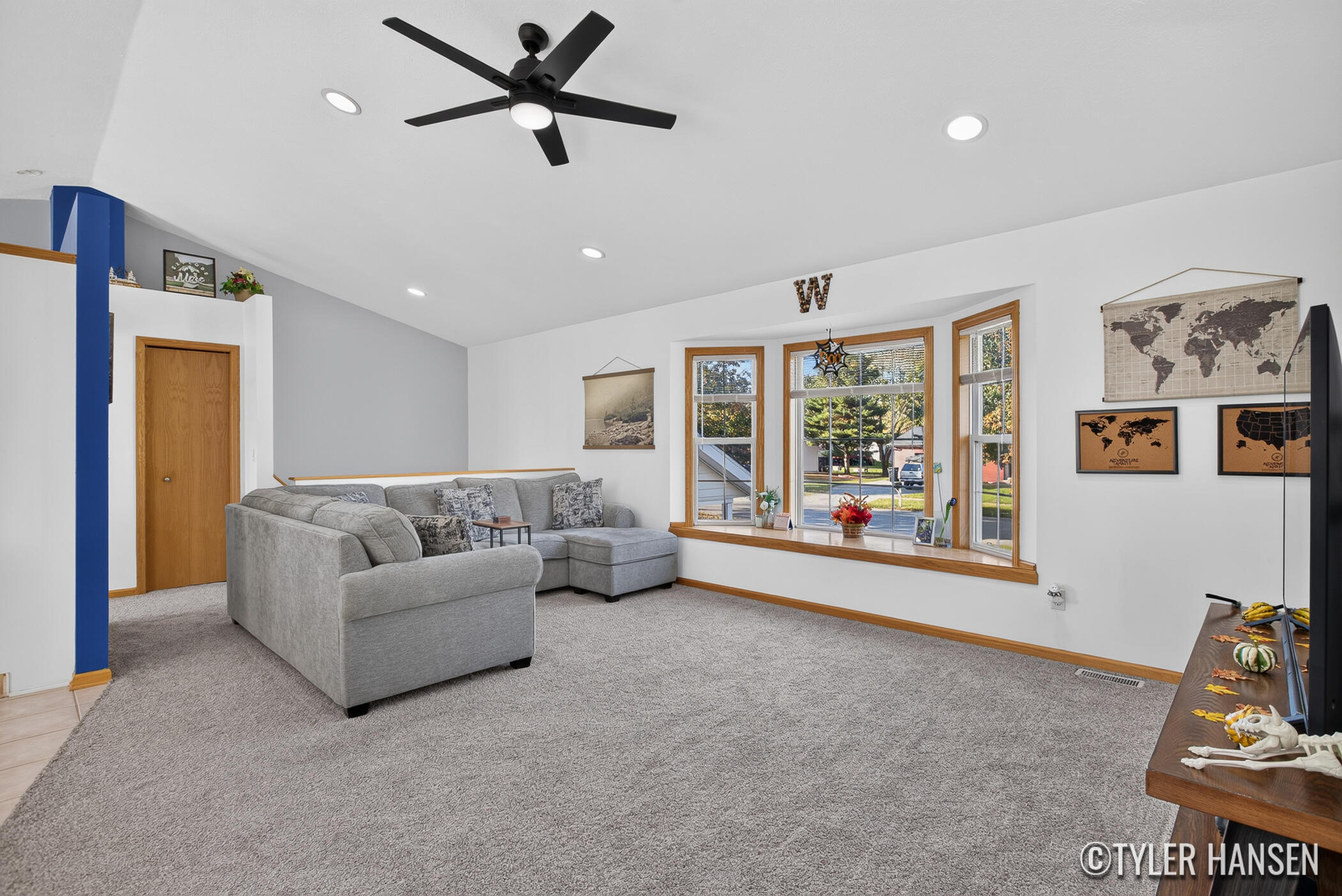 214 Apollo Place Property Photo 6