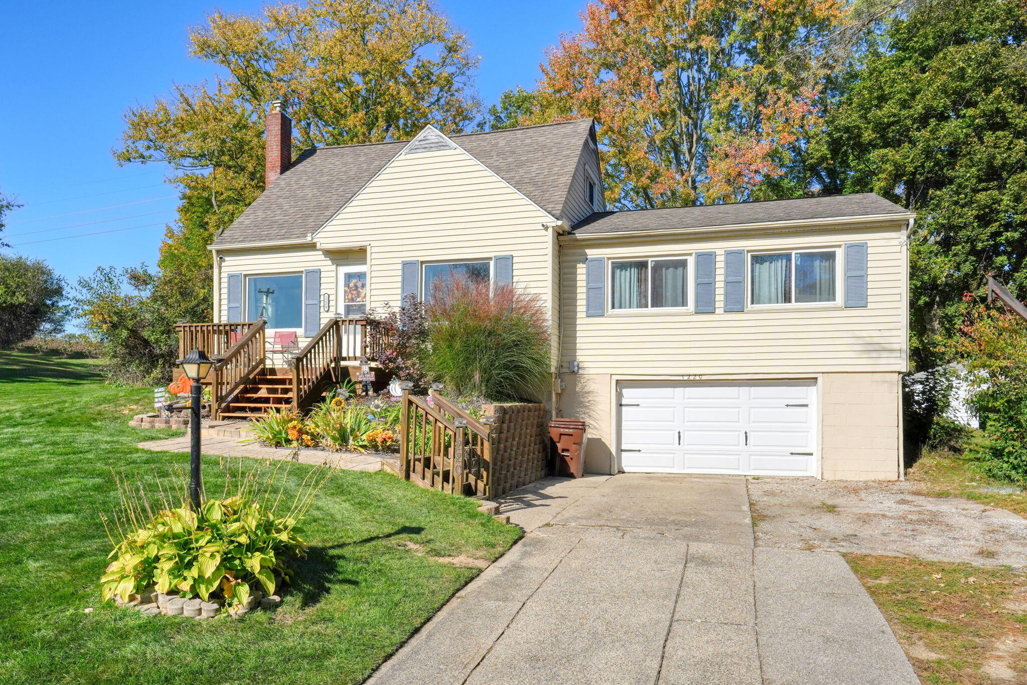 1220 Woodworth Road Property Photo 1
