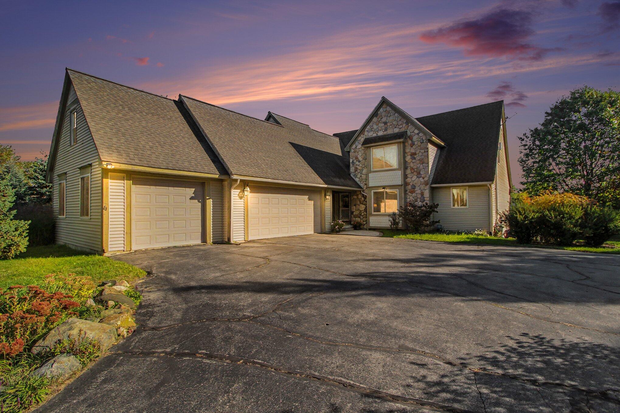5983 Munger Road Property Photo 2