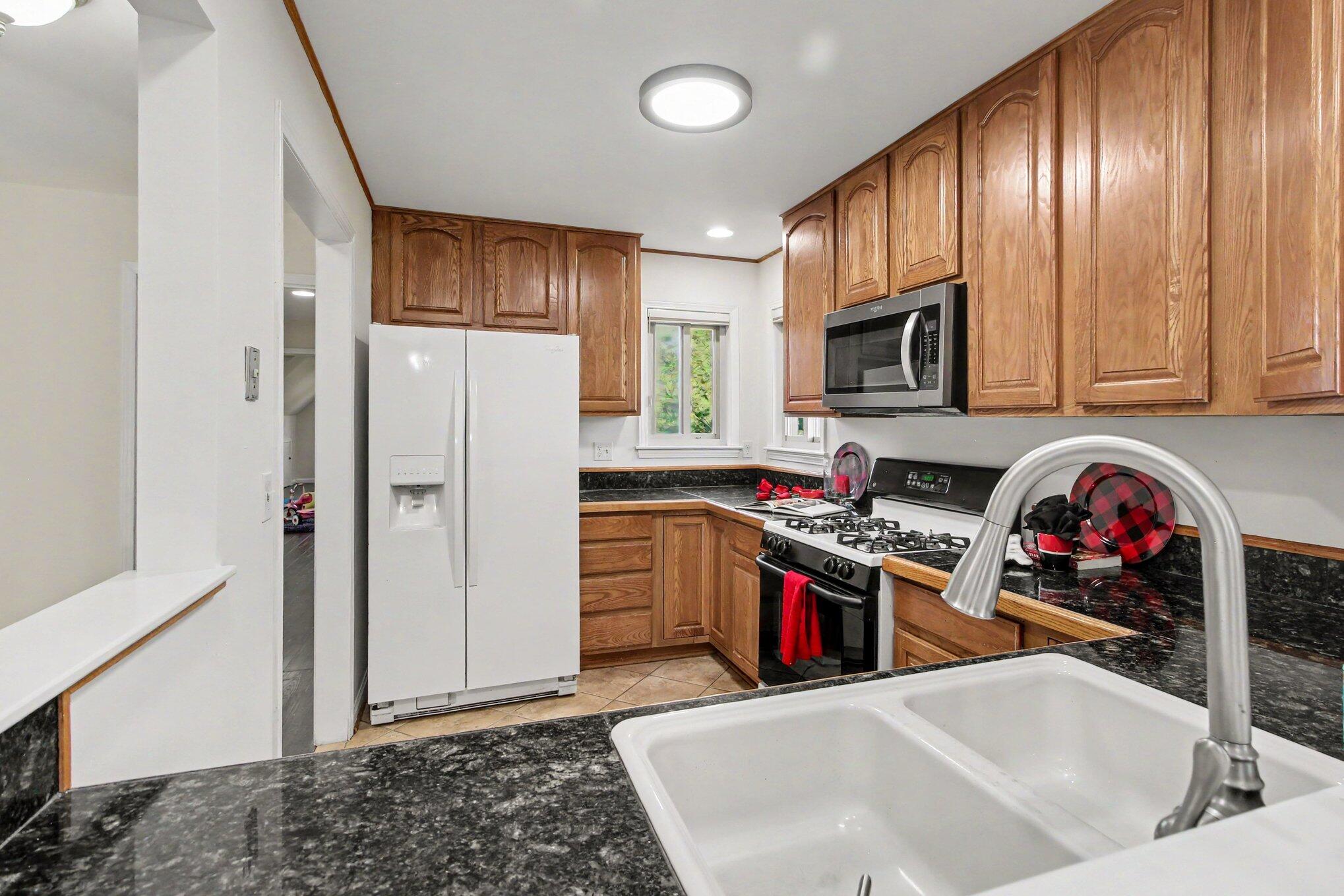 5983 Munger Road Property Photo 16