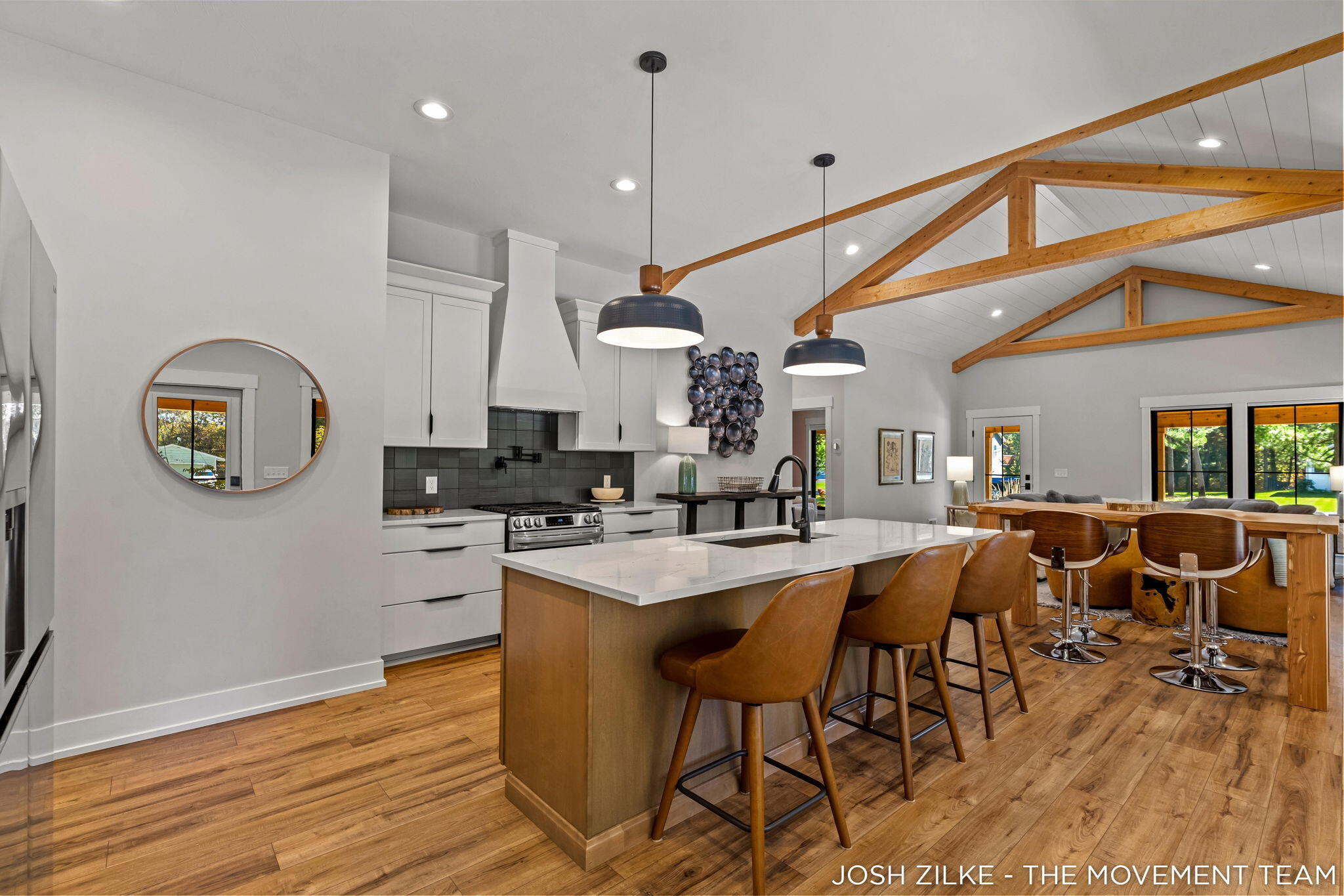 6020 Vesper Drive Property Photo 18