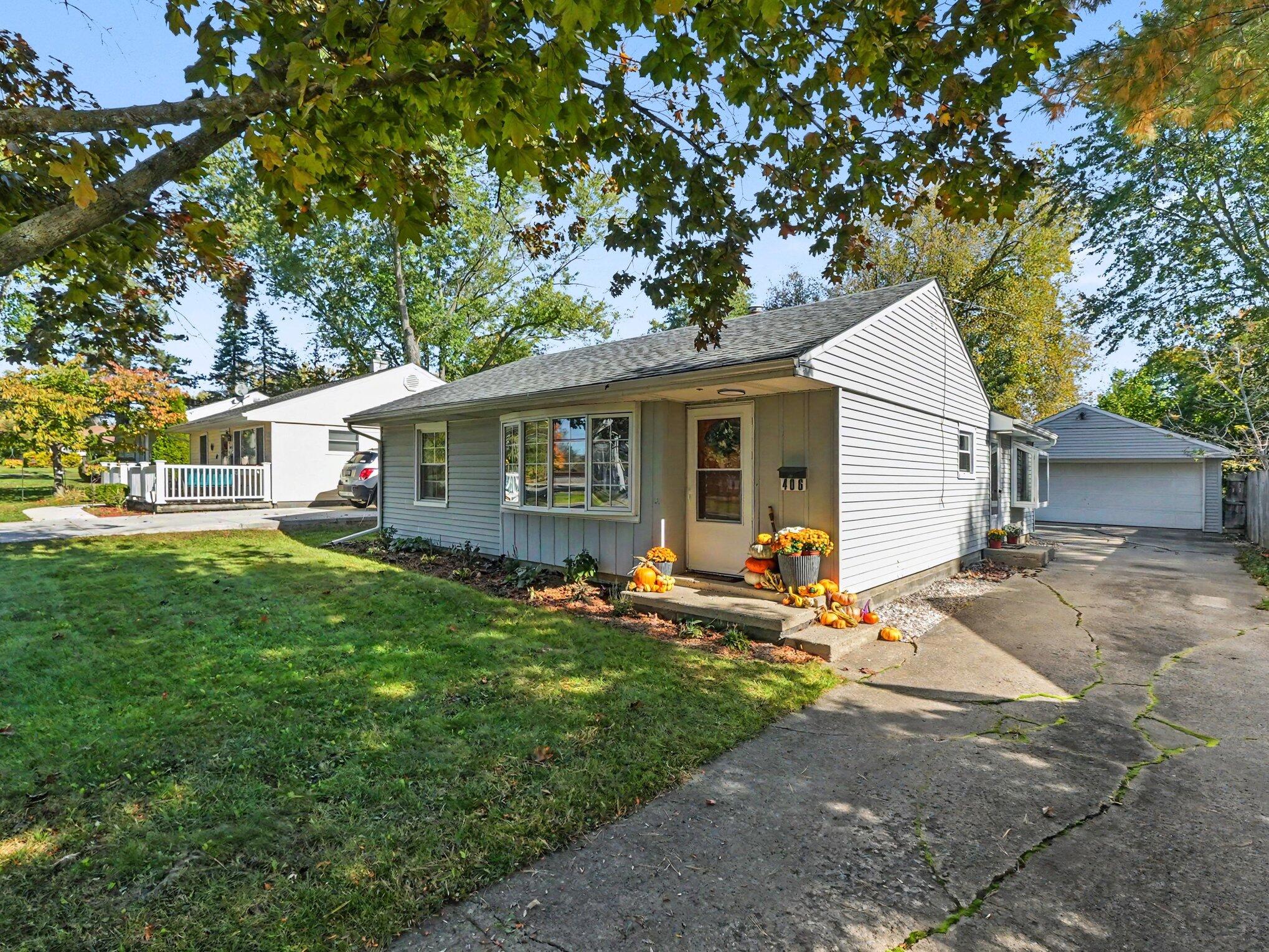 406 N Harris Street Property Photo 1