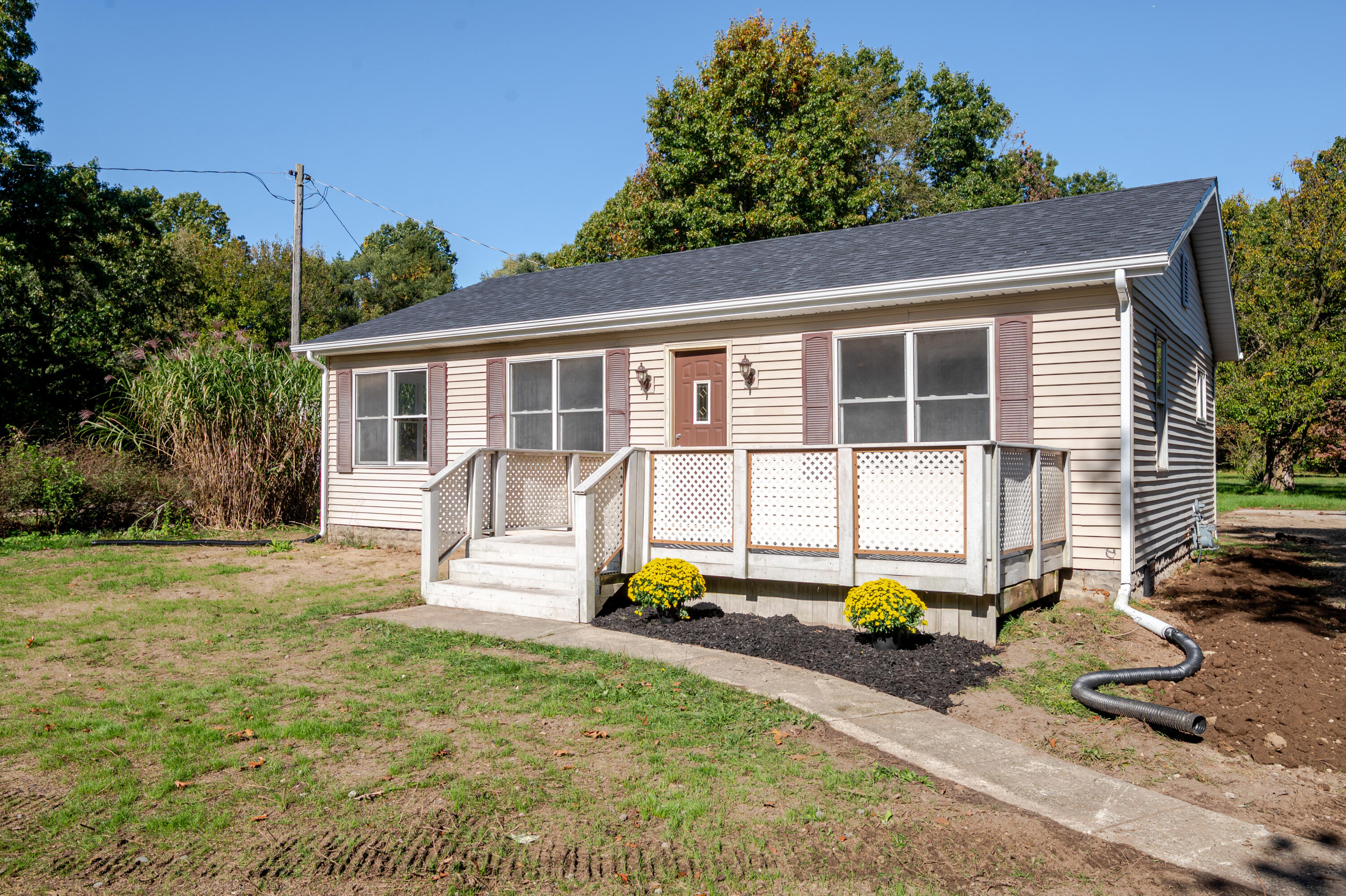 1403 Stateline Road Property Photo 1