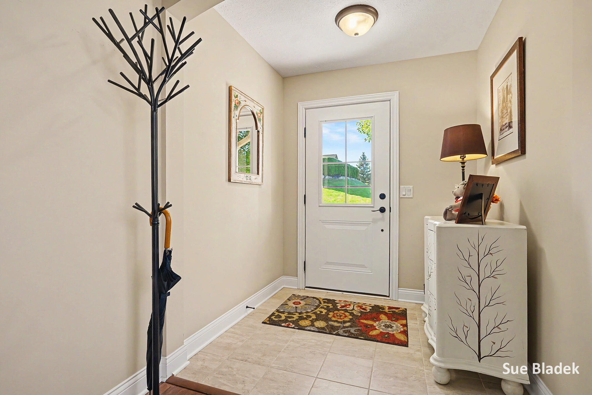 1201 Riverview Drive Property Photo 4