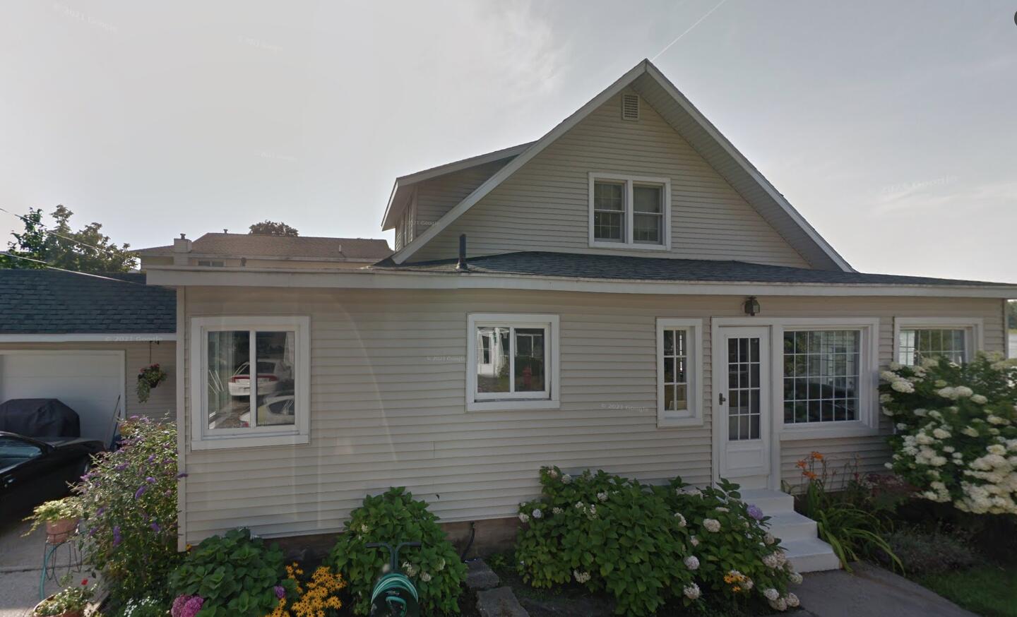 223 Dixie Street Property Photo 1