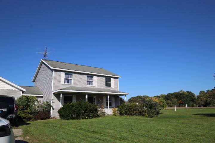 2727 106th Avenue Property Photo 1