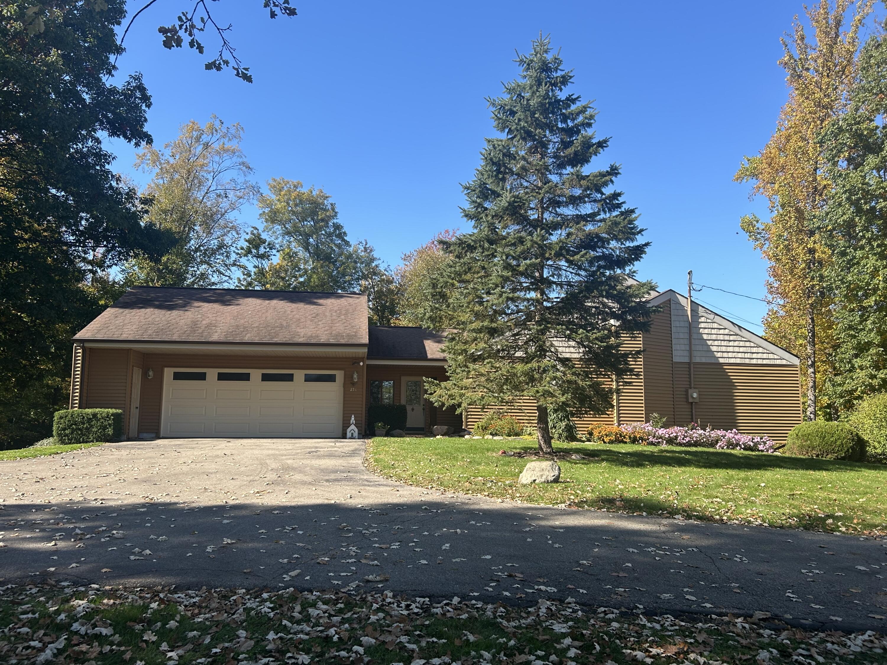 278 Crockett Drive Property Photo 1