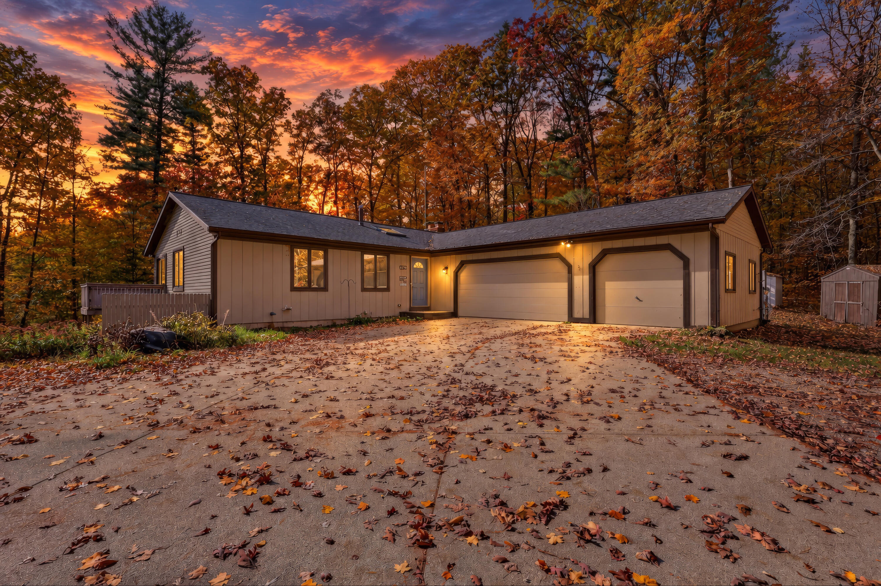 6770 Wildwood Court Property Photo 1