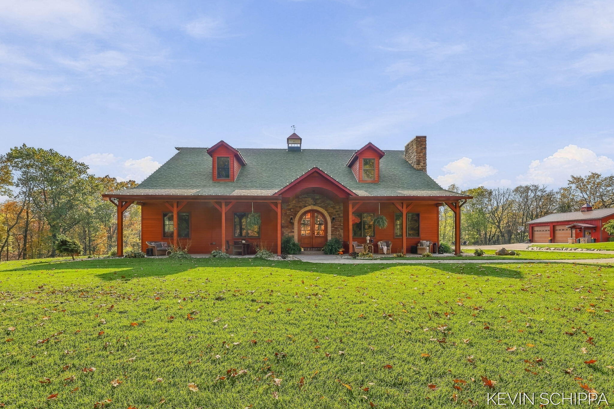 2257 35th Street Property Photo 1