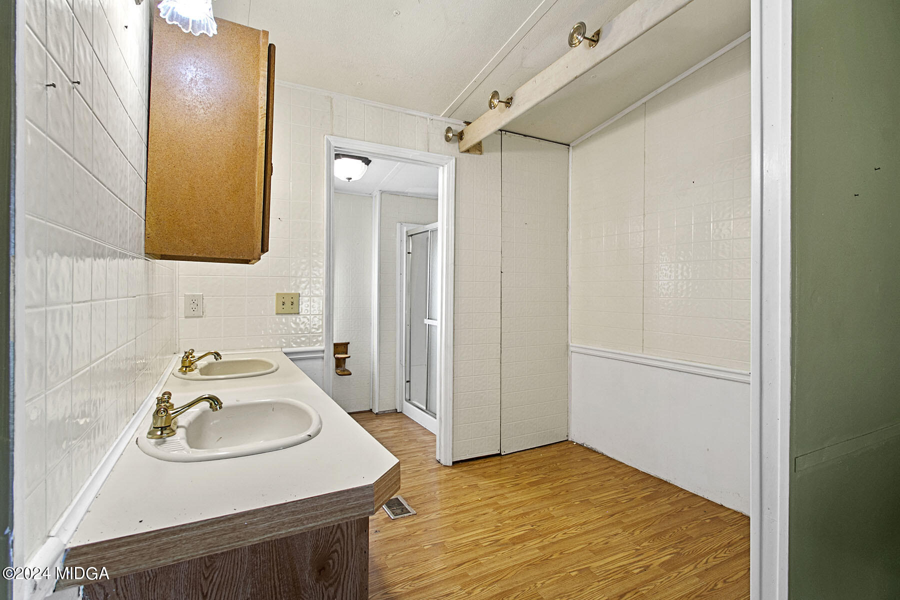 220 Baker Road Property Photo 10