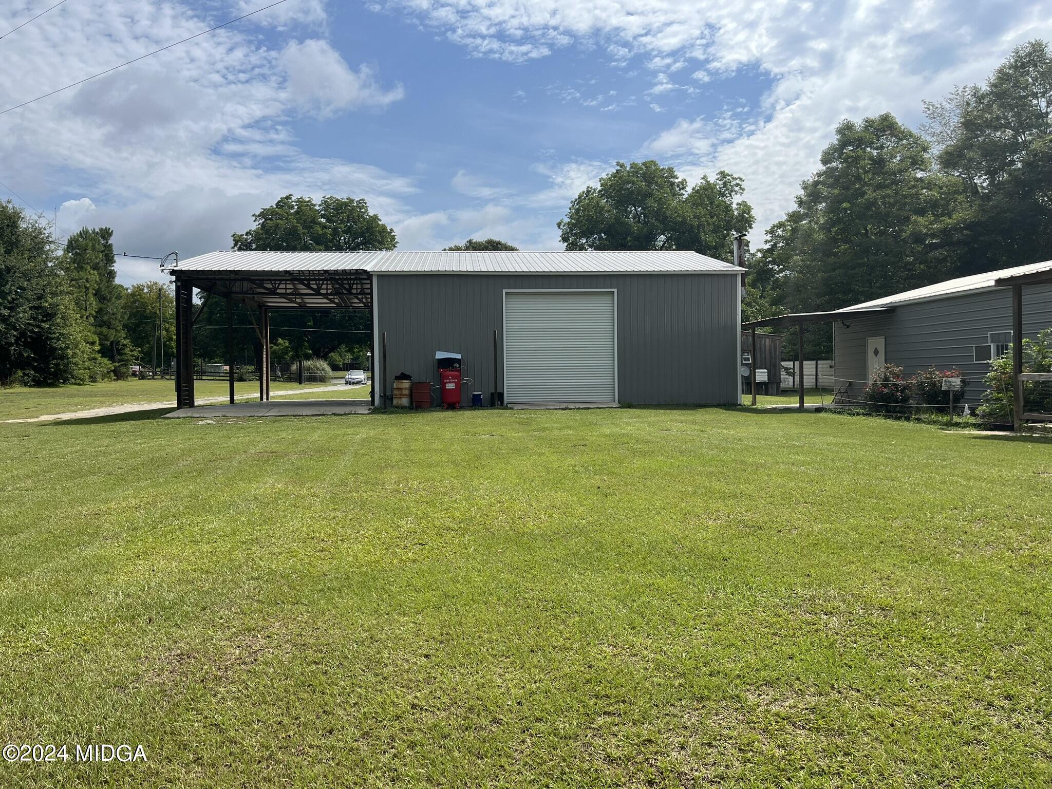 381 Elam Street Property Photo 28
