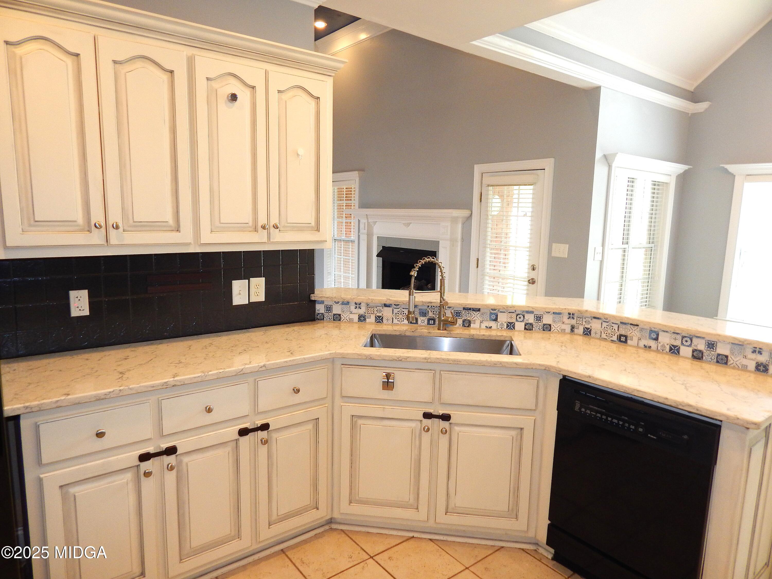 124 Havelock Circle Property Photo 15