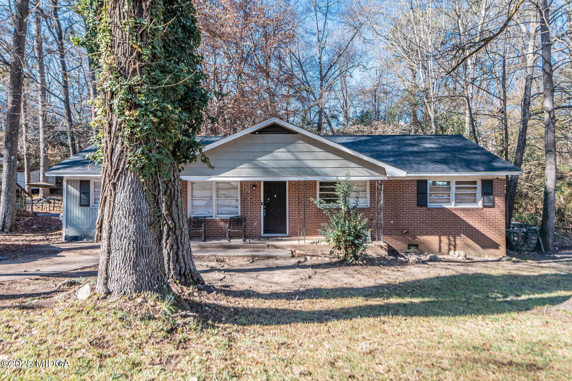 4367 Pharr Avenue Property Photo 1