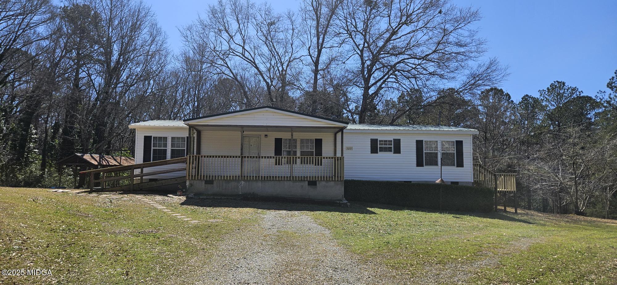 121 Five Points Road Property Photo 1