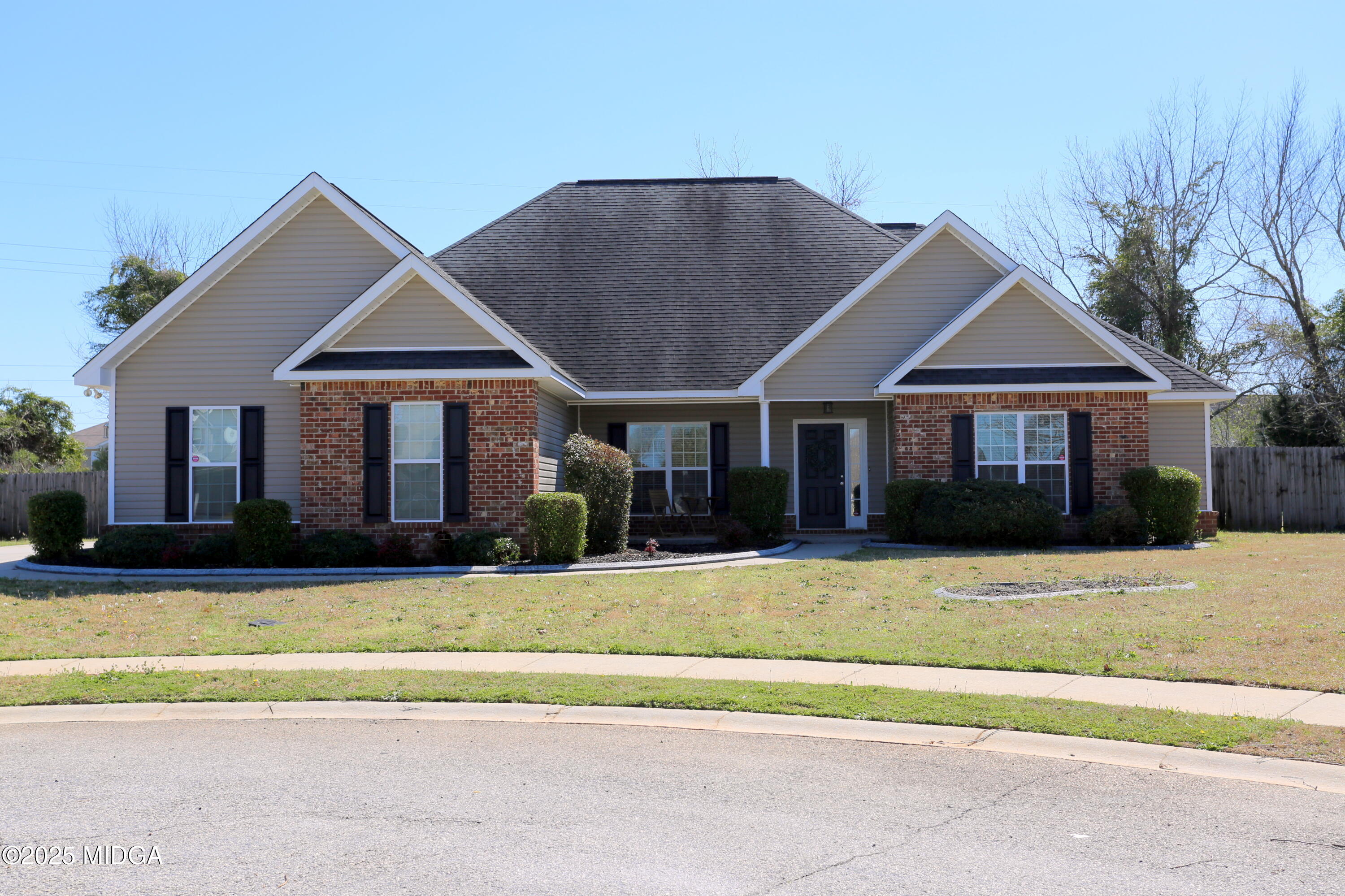 327 Lovorn Circle Property Photo 1