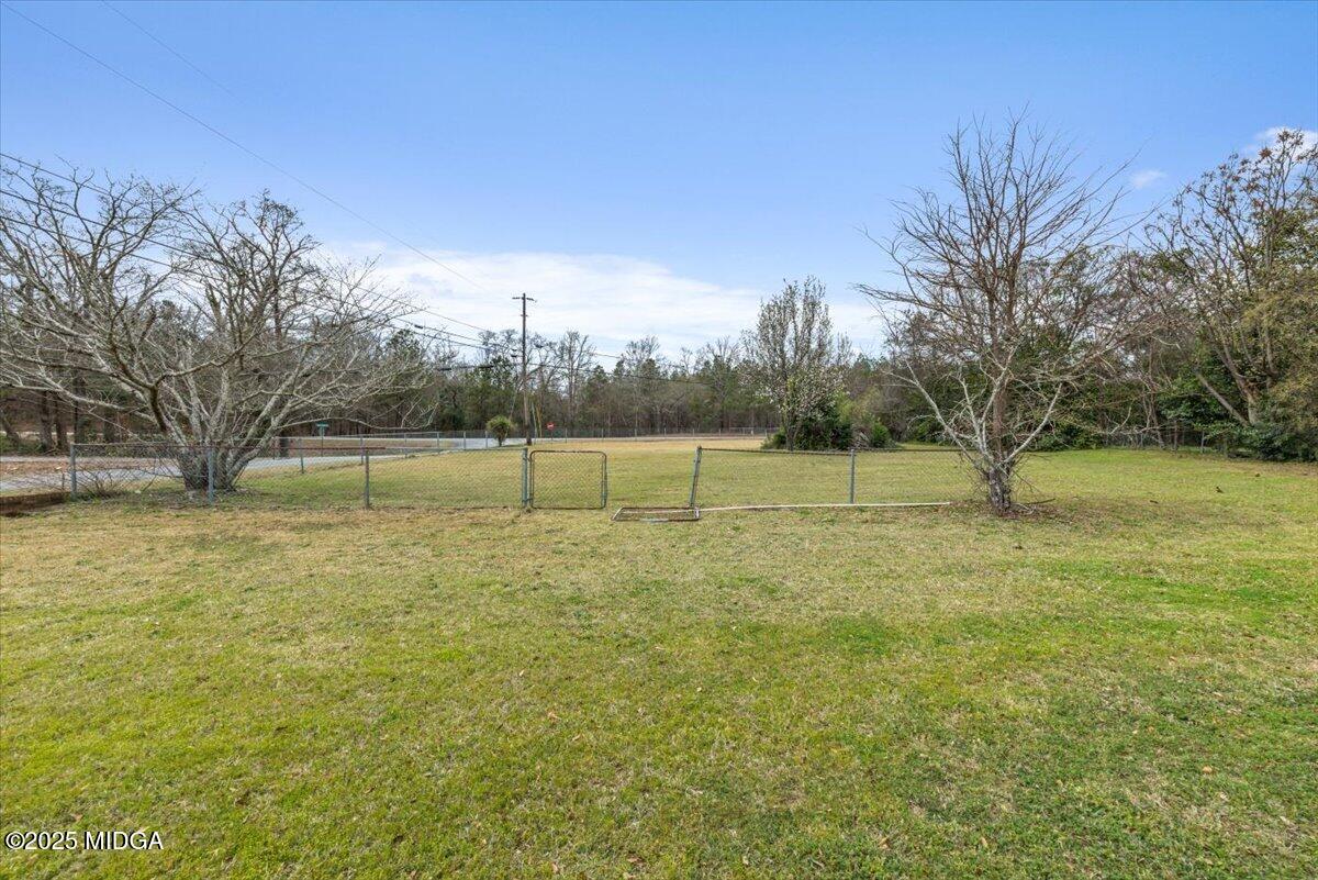 105 Pineview Drive Property Photo 31