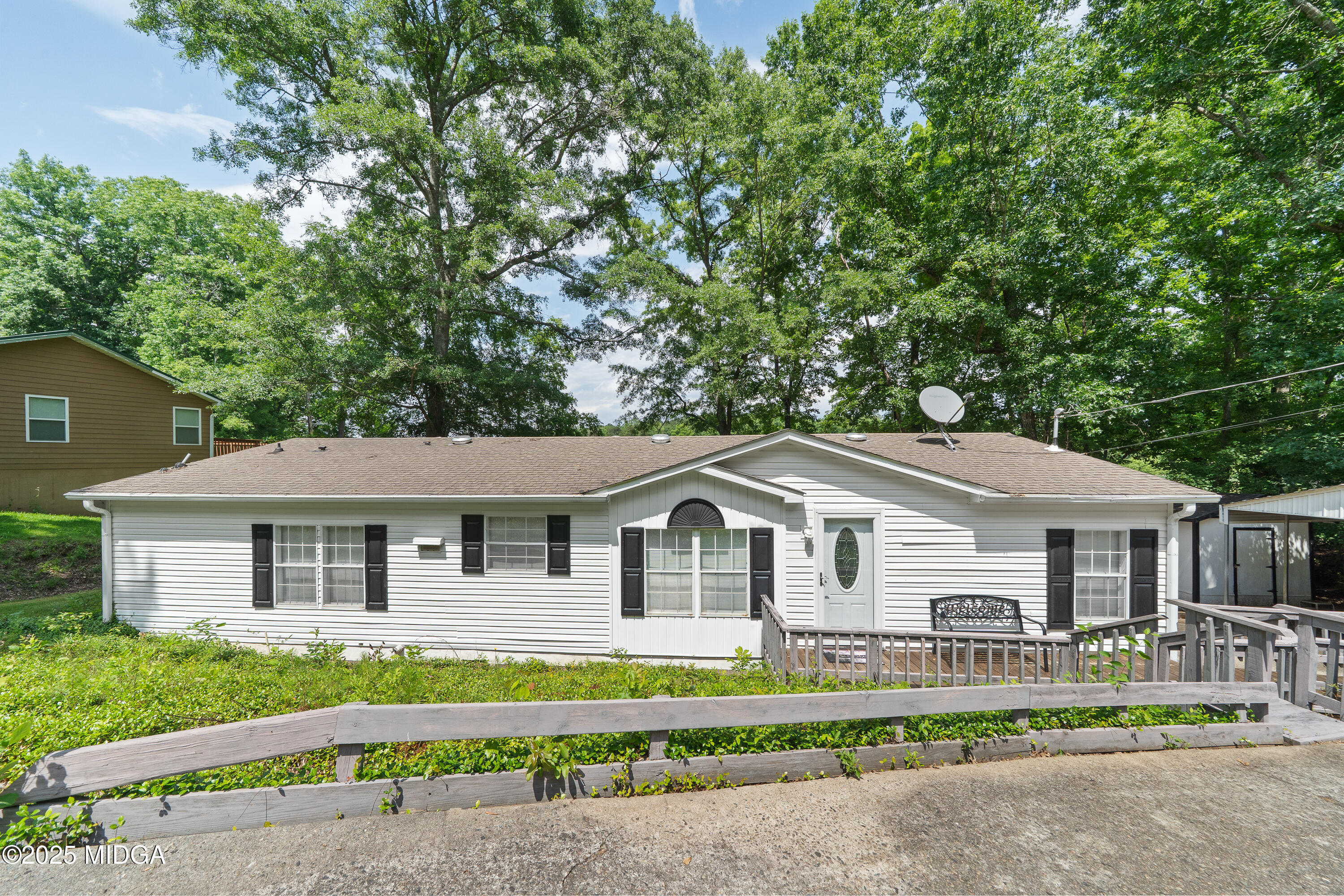 275 Burtom Road Property Photo 1