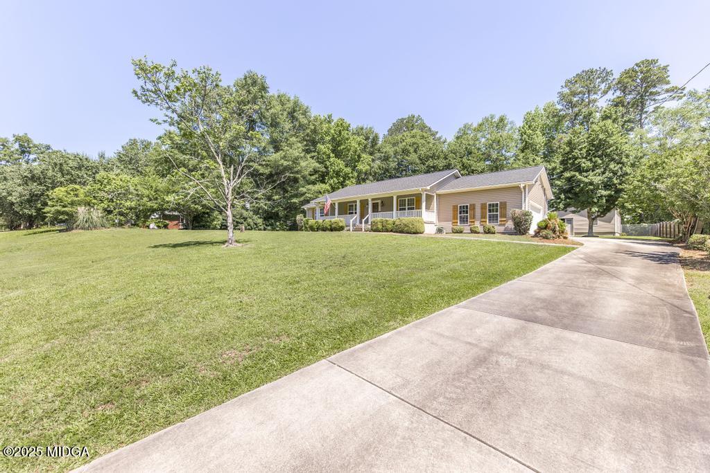 4407 Jones Road Property Photo 1