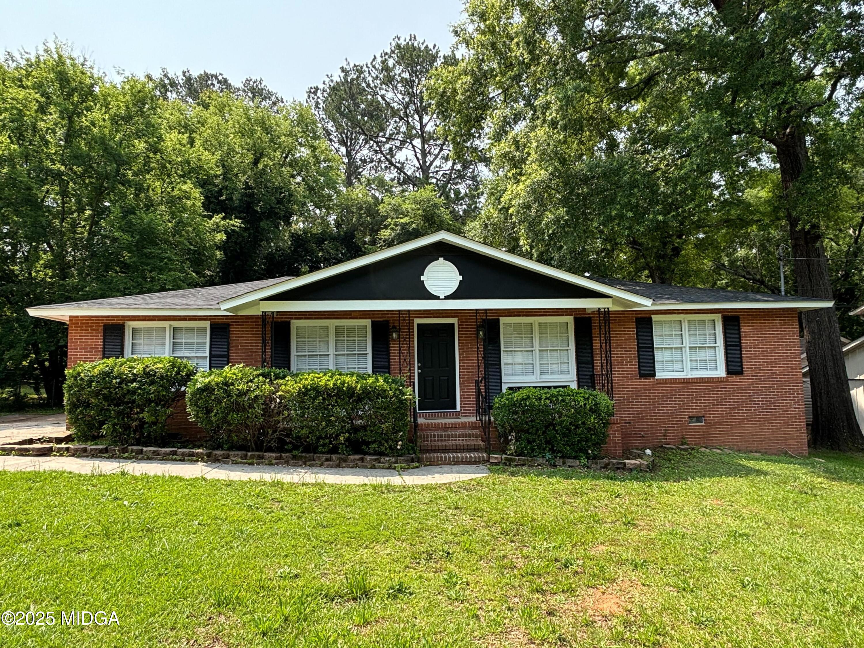 867 Forest Lake Drive S Property Photo 1