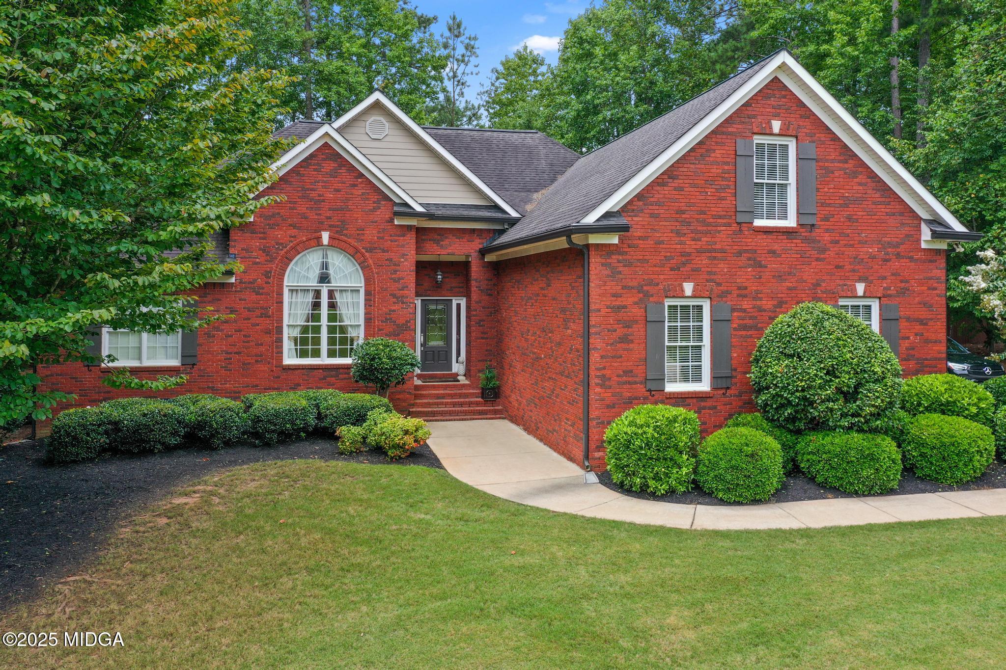 8280 Knollbrook Lane Property Photo 1