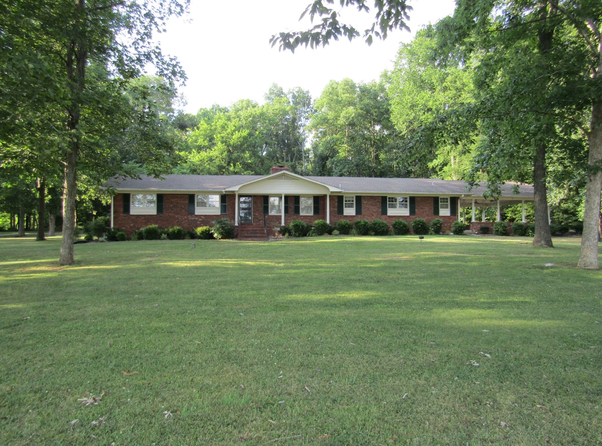 1430 Finley Rd Property Photo
