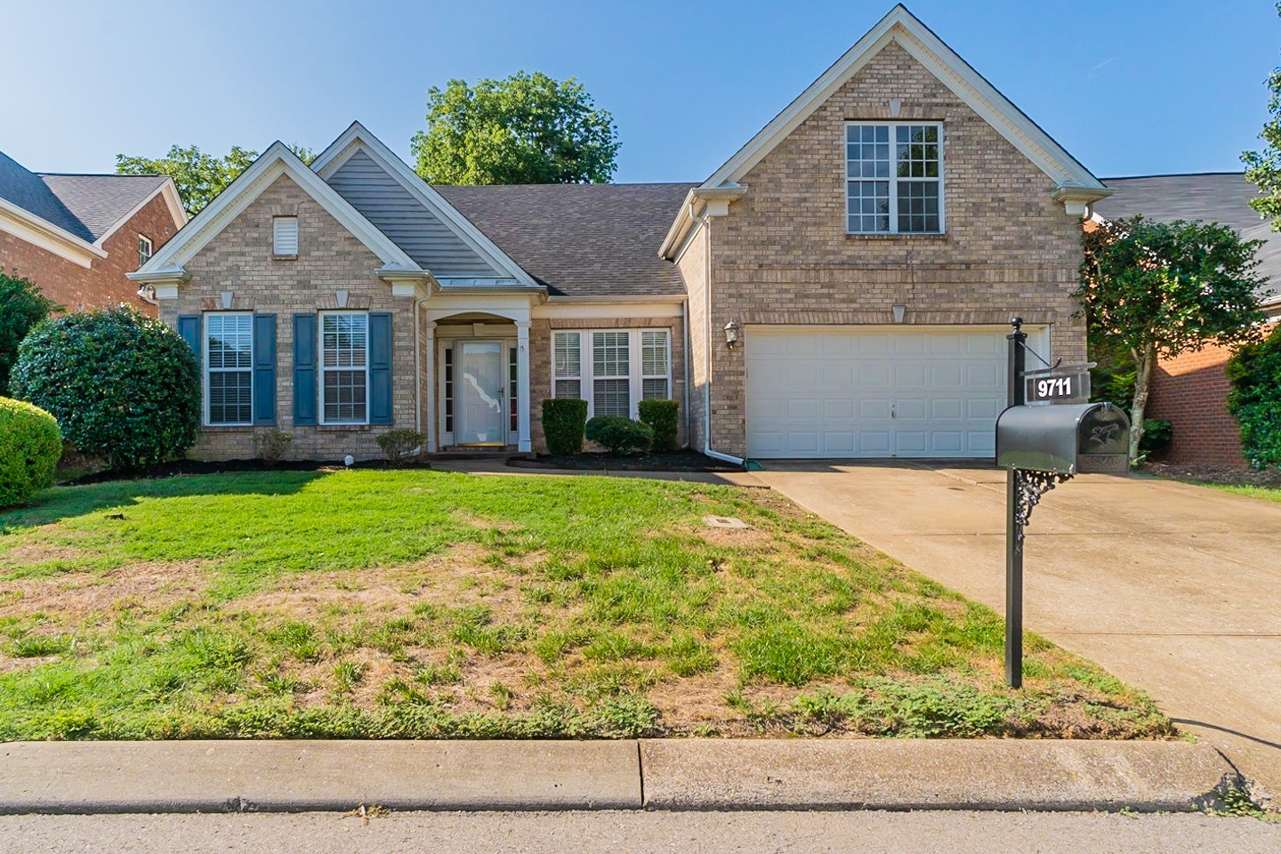 9711 Northfork Dr Property Photo 1