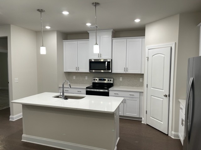 4320 Skyridge Dr Property Photo 12