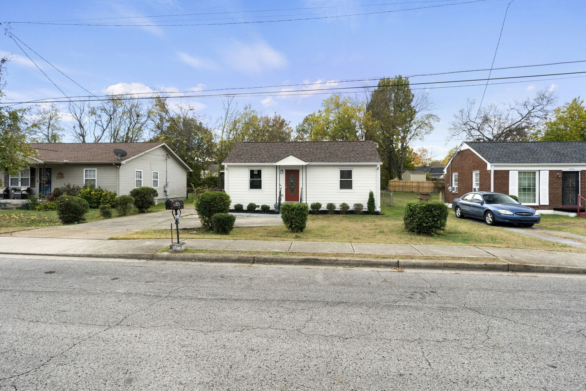 2713 Vance Ave Property Photo 3