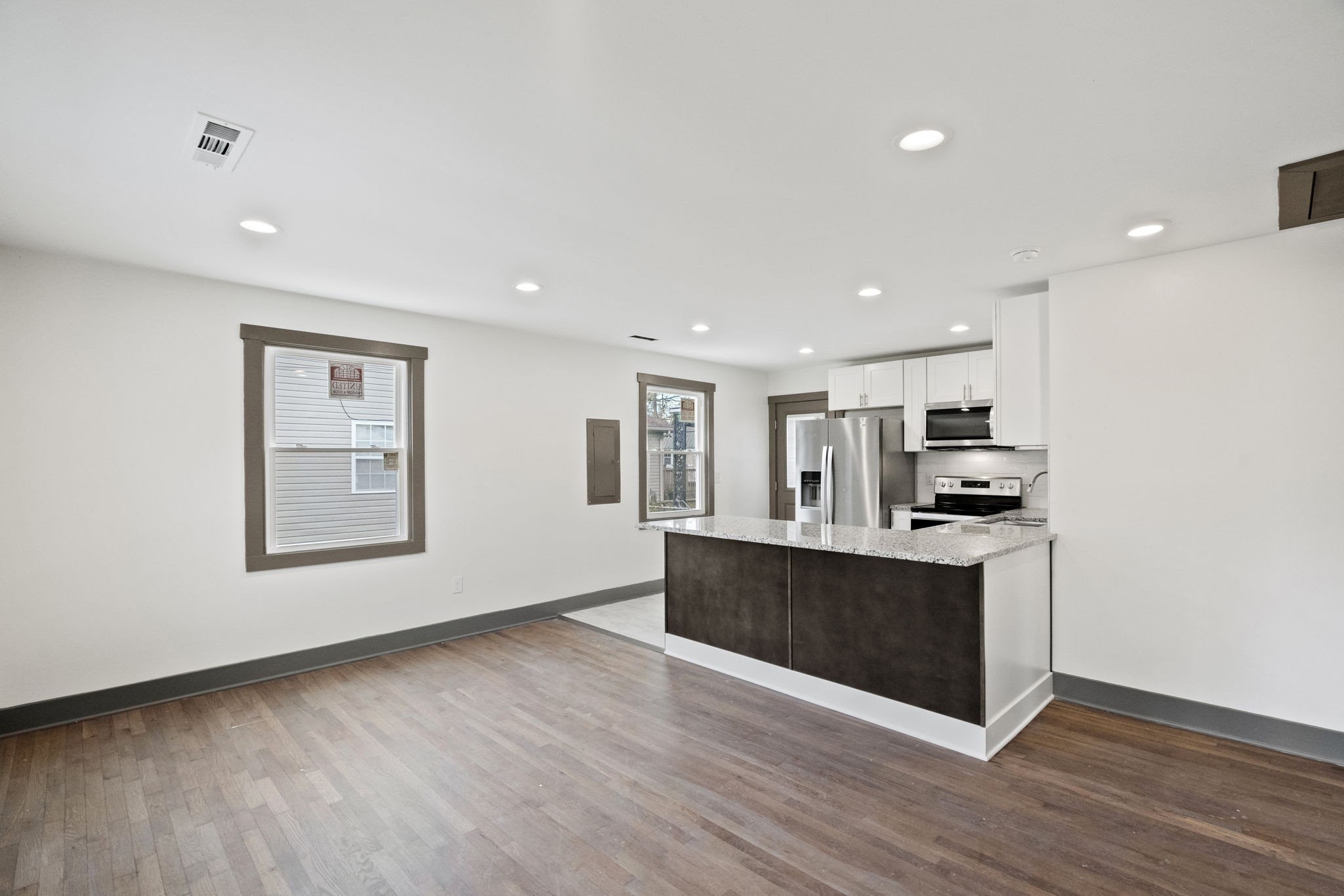 2713 Vance Ave Property Photo 10