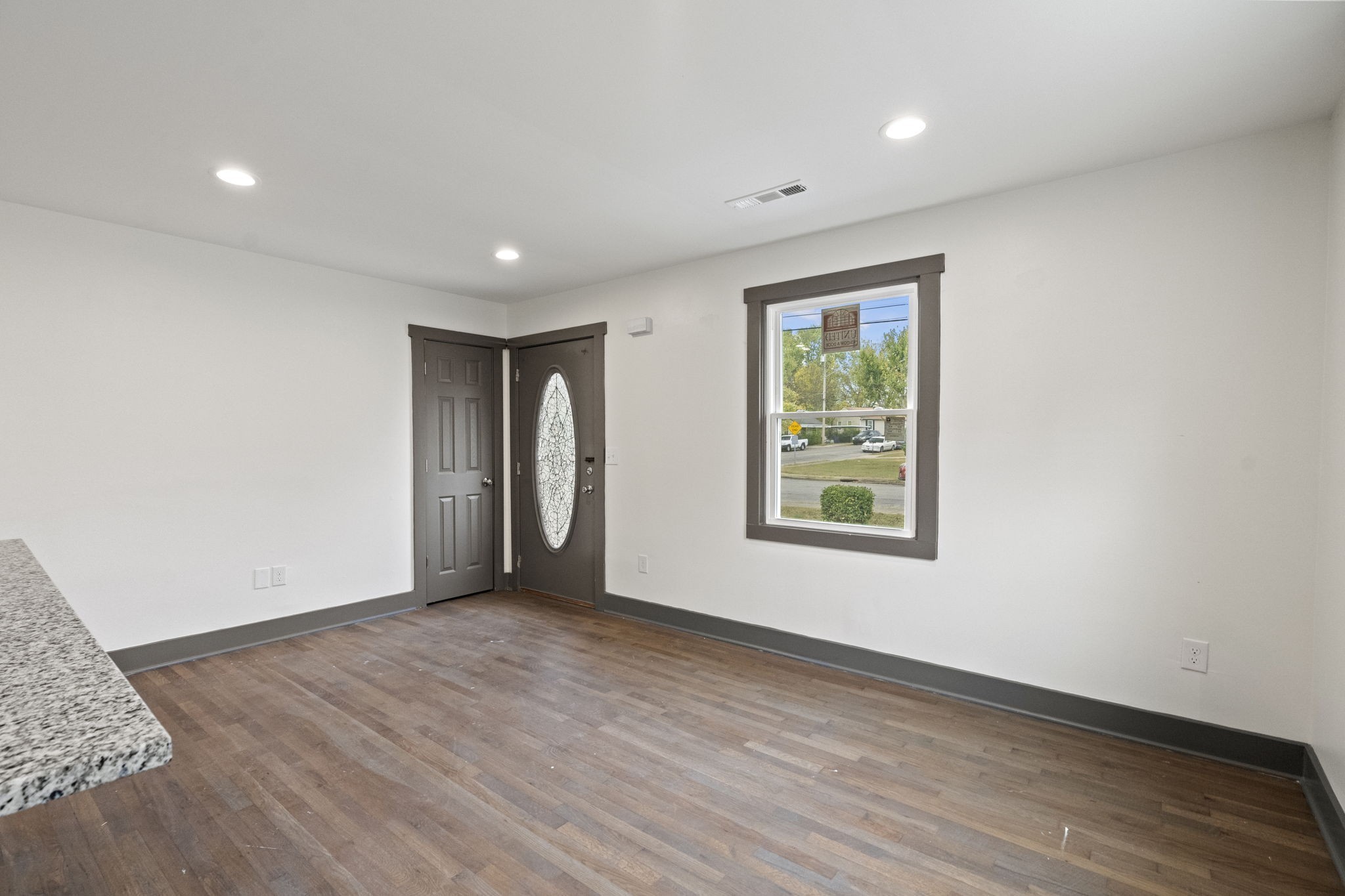 2713 Vance Ave Property Photo 12