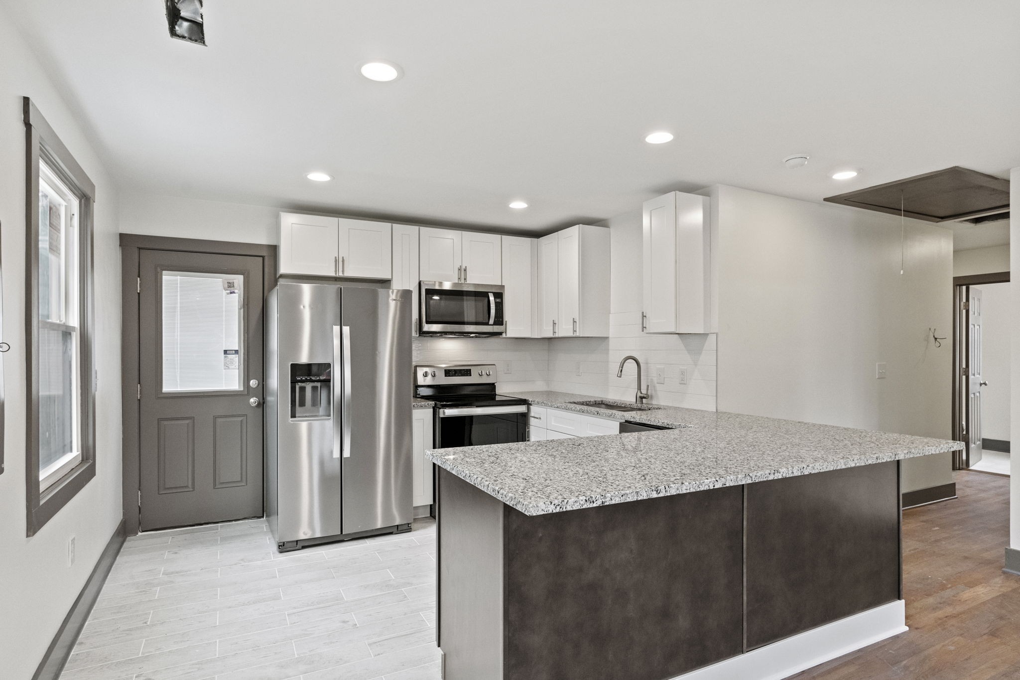 2713 Vance Ave Property Photo 14