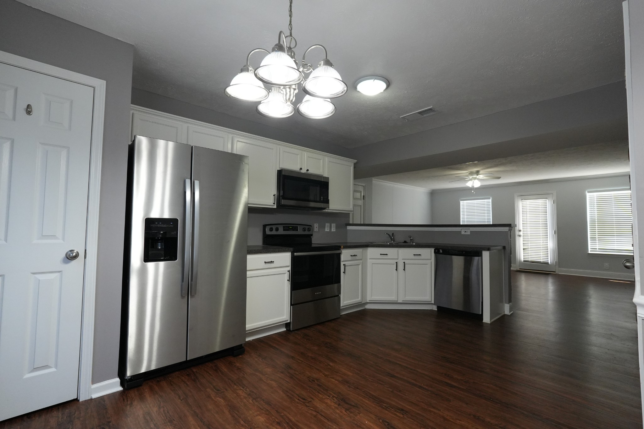 3164 Shaylin Xing Property Photo 10