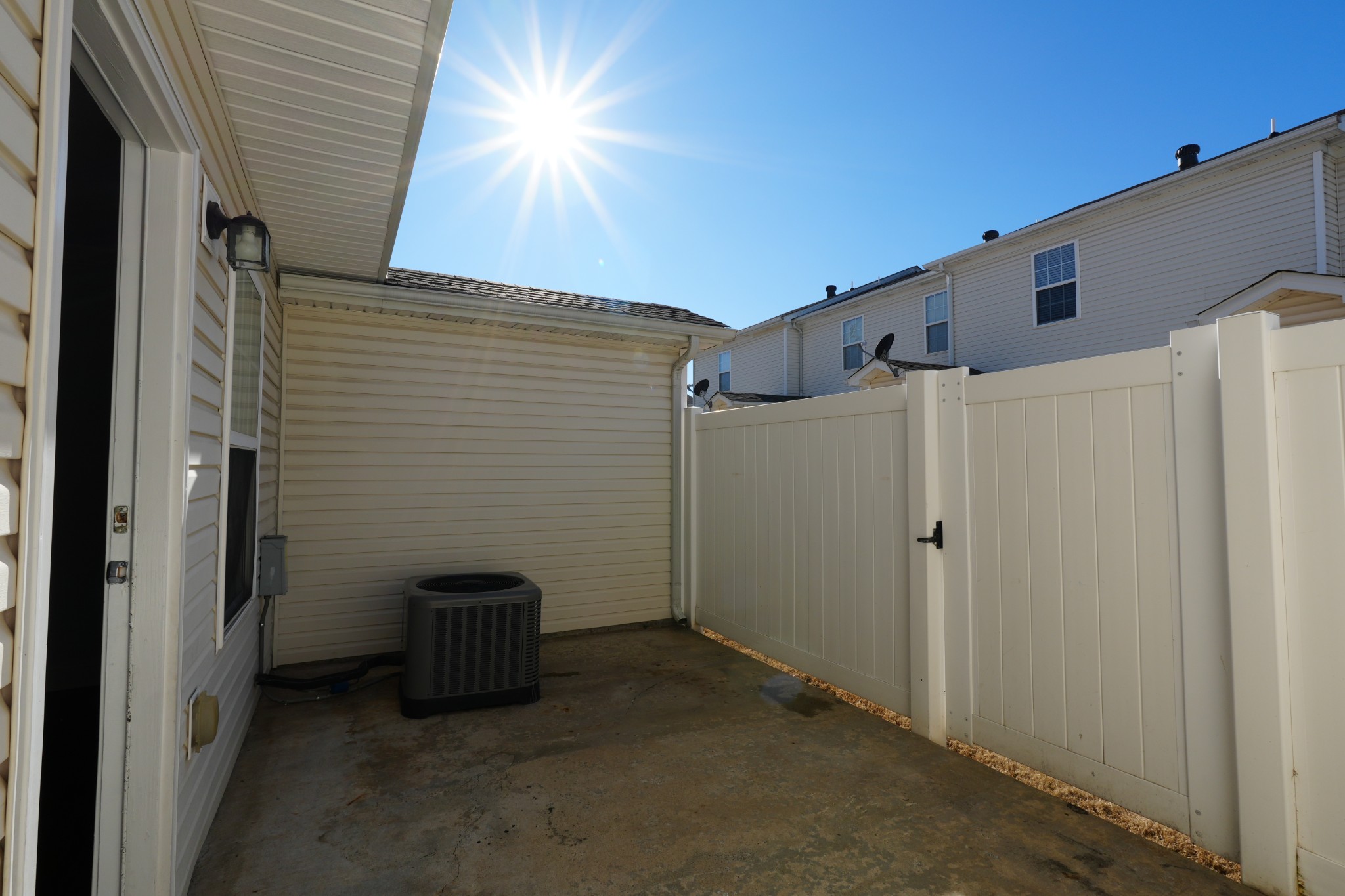 3164 Shaylin Xing Property Photo 37