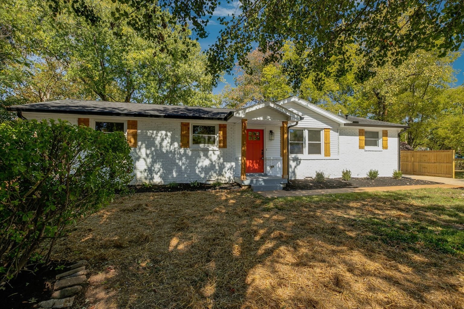 4803 Blackman Ct Property Photo 2