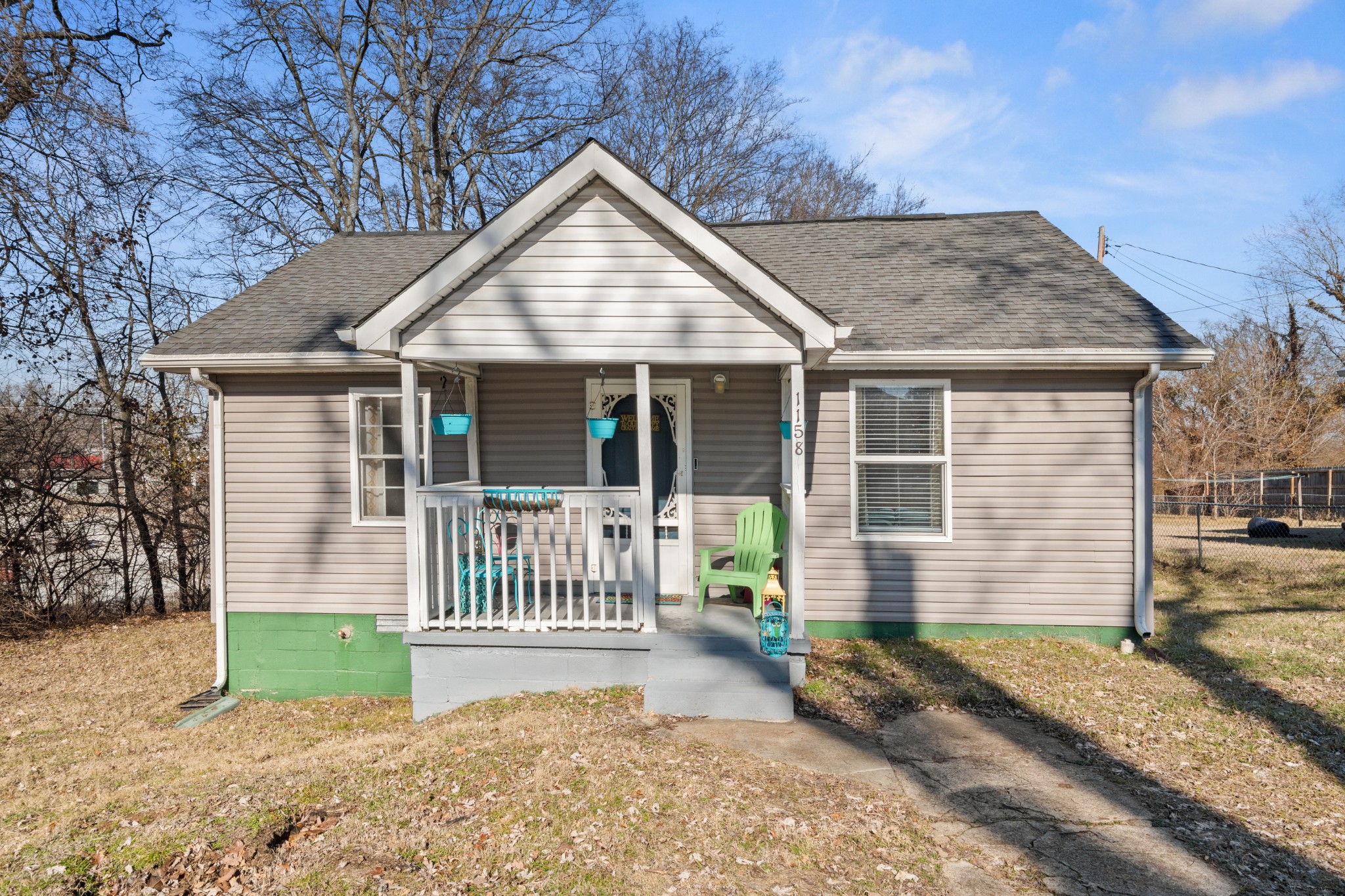 1158 Dodd St Property Photo 1